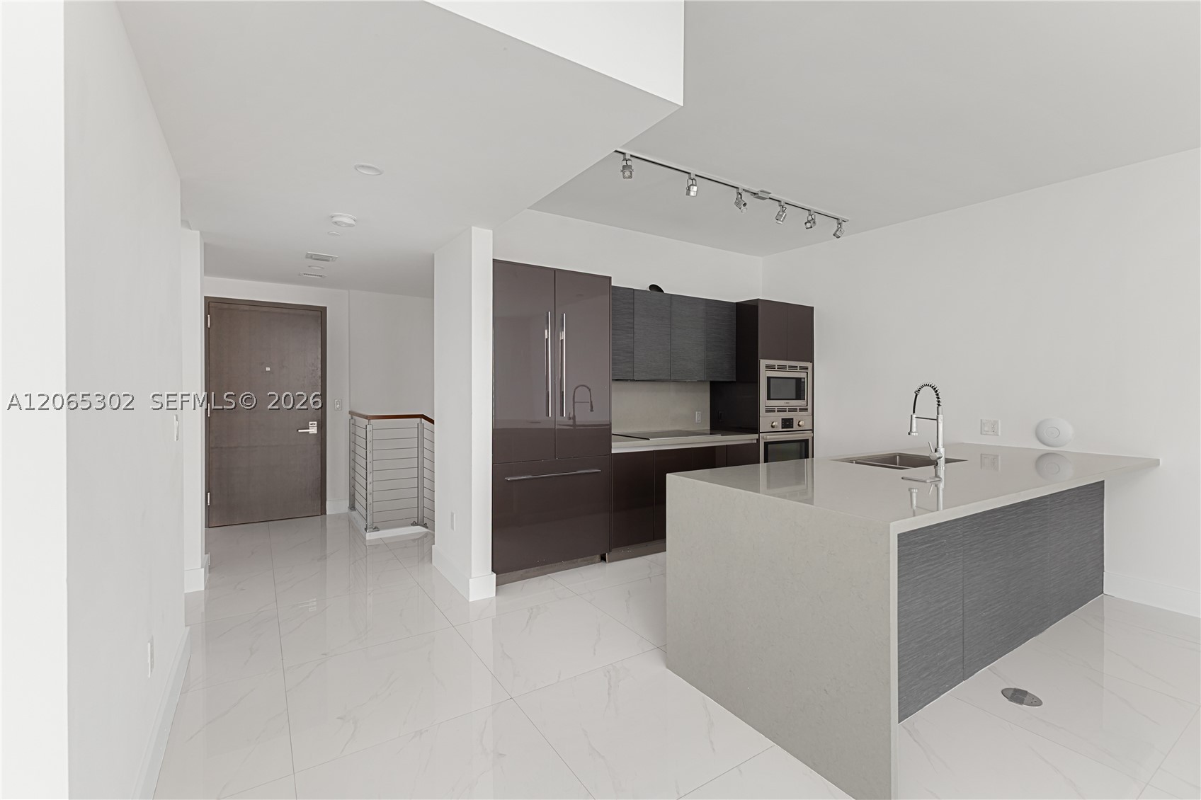 1080 Brickell Ave #1409, Miami FL 33131