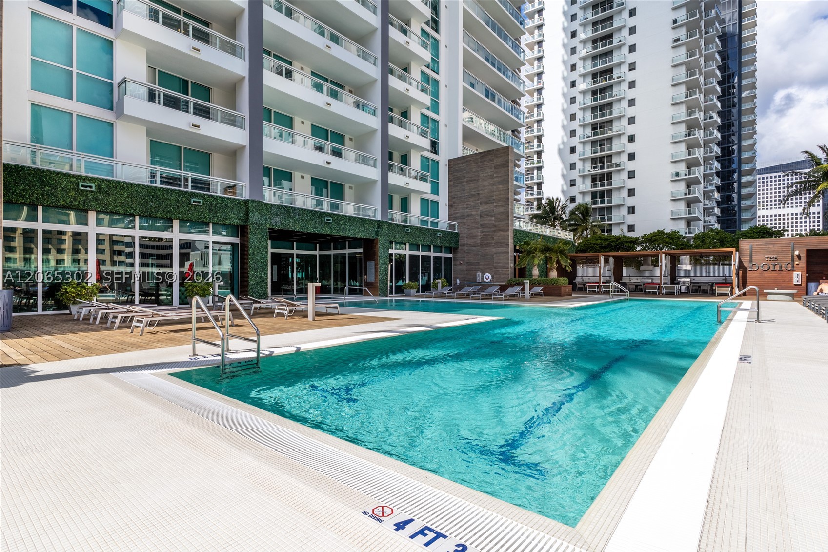1080 Brickell Ave #1409, Miami FL 33131
