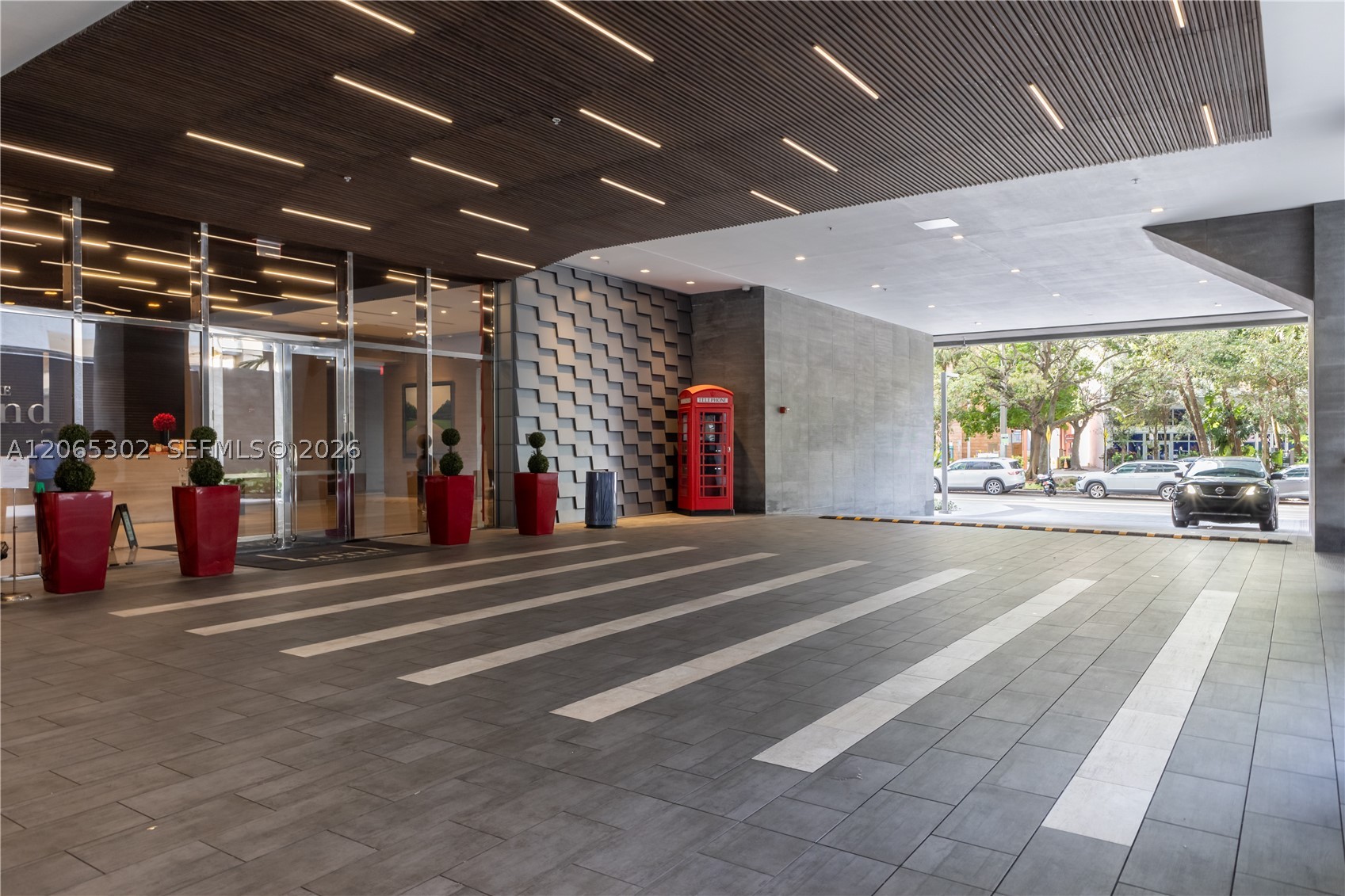 1080 Brickell Ave #1409, Miami FL 33131