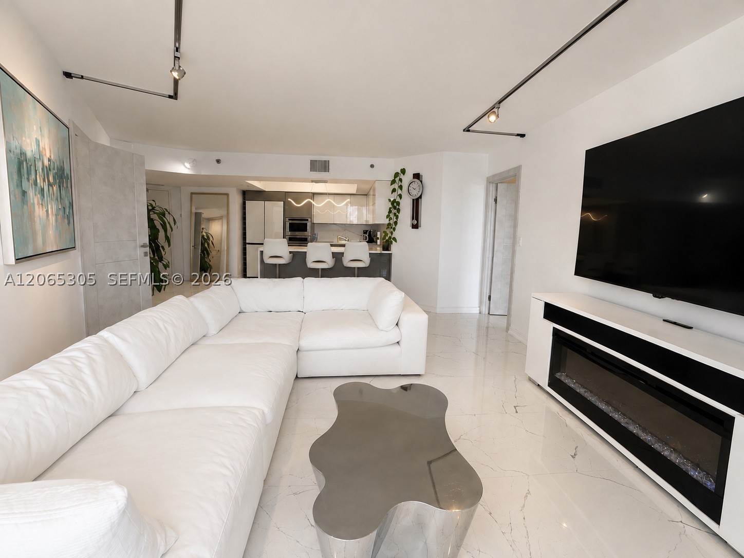3600 Mystic Pointe Dr #1715, Aventura FL 33180