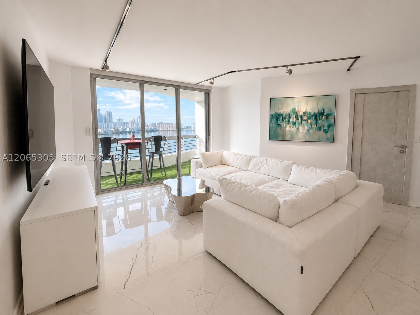 3600 Mystic Pointe Dr #1715, Aventura FL 33180