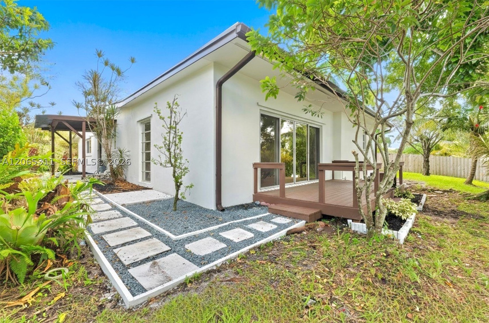 1905 NW 62nd Ter, Margate FL 33063