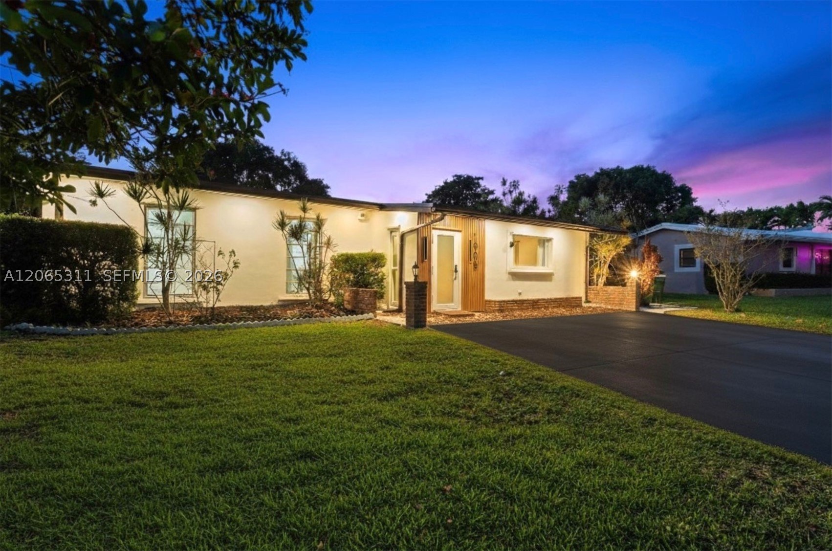 1905 NW 62nd Ter, Margate FL 33063
