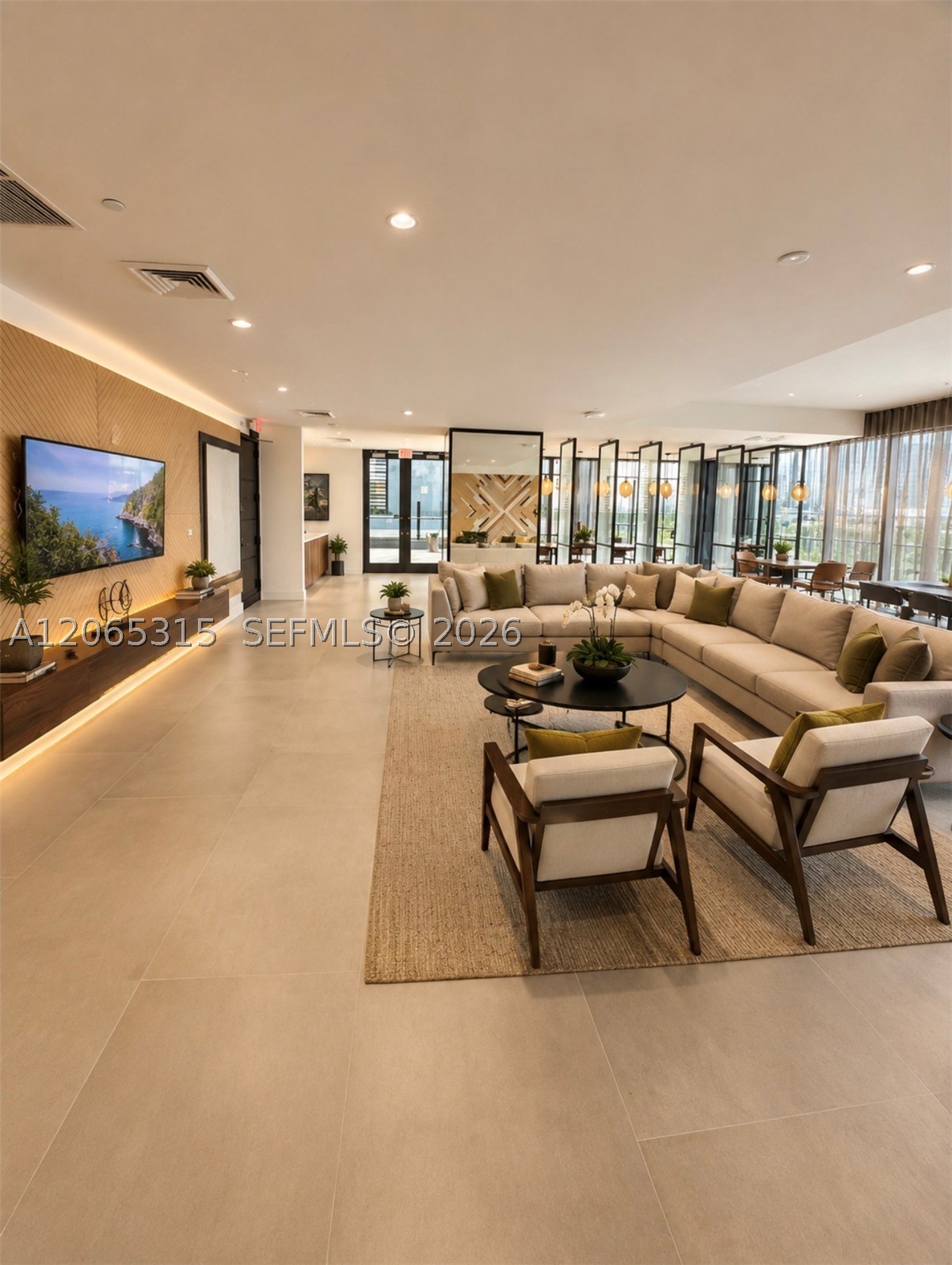 121 NE 34th St #904, Miami FL 33137