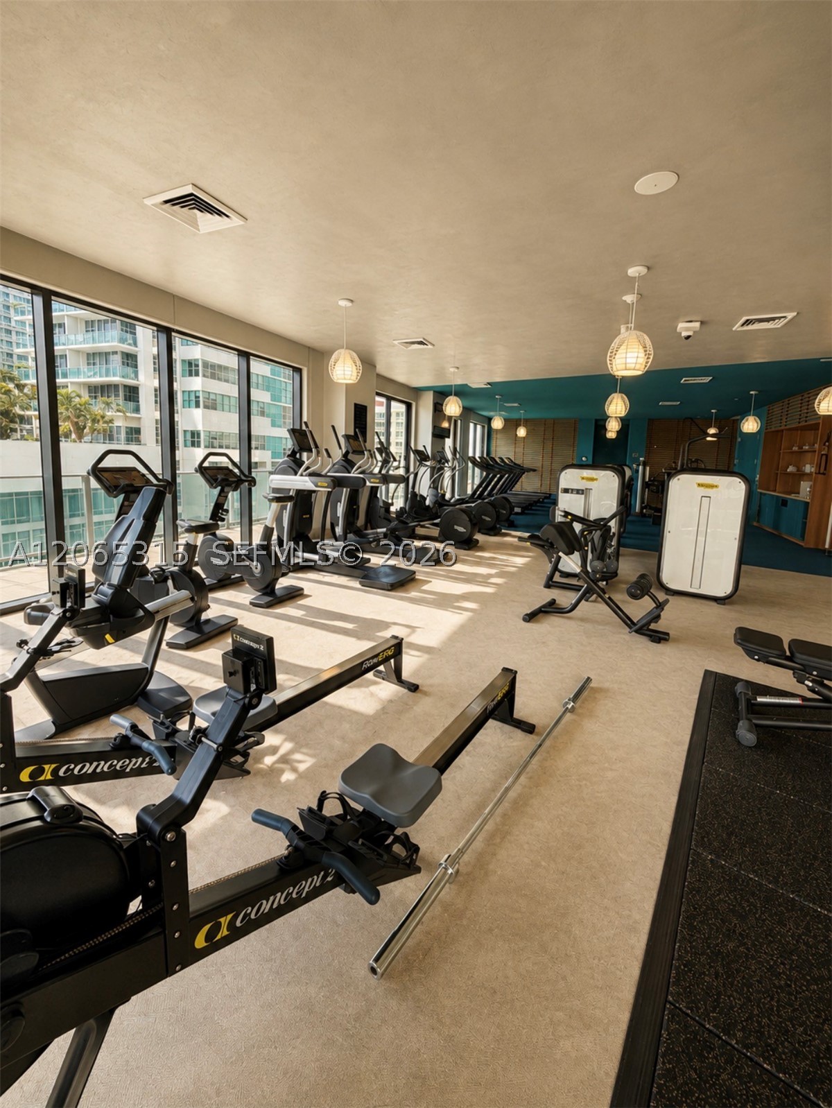 121 NE 34th St #904, Miami FL 33137