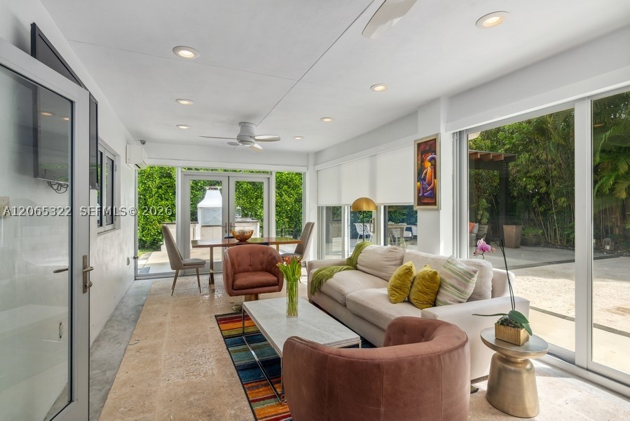 8215 SW 63rd Pl, Miami FL 33143