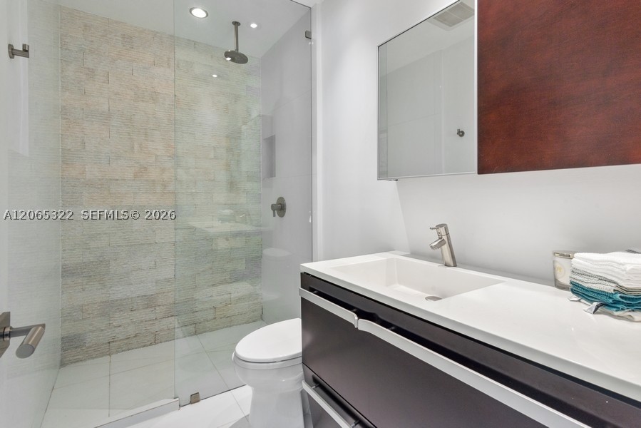 8215 SW 63rd Pl, Miami FL 33143