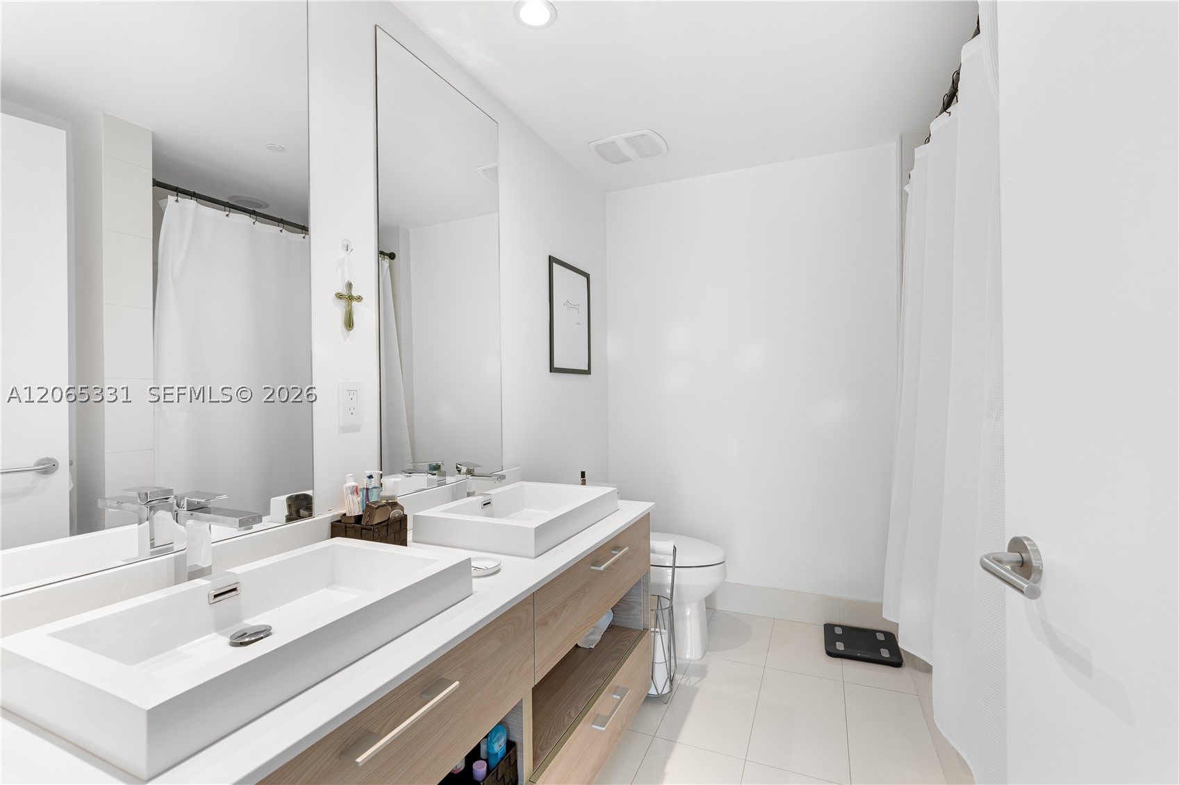 1300 S Miami Ave #2411, Miami FL 33130