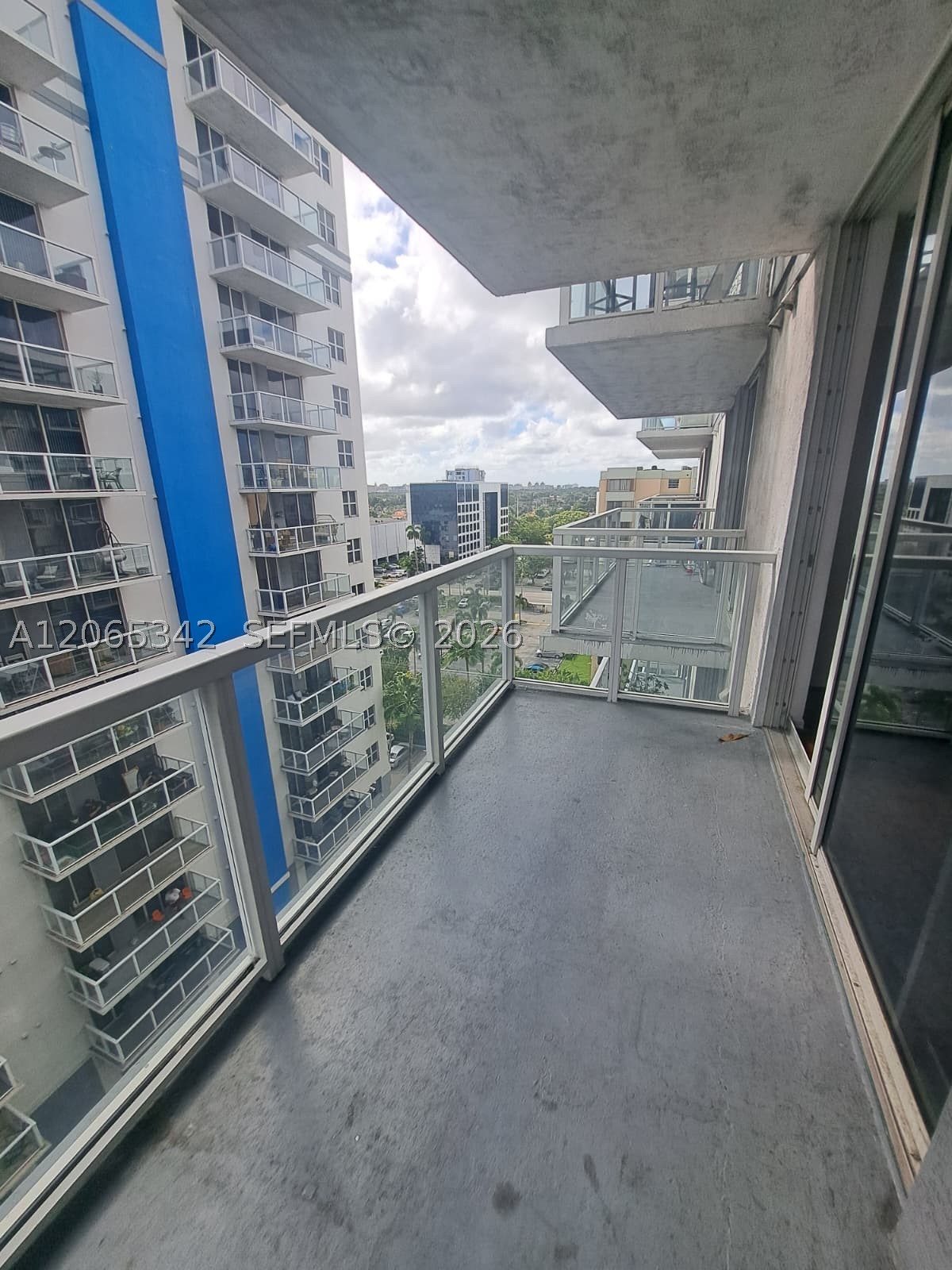 5091 NW 7th St #1007, Miami FL 33126