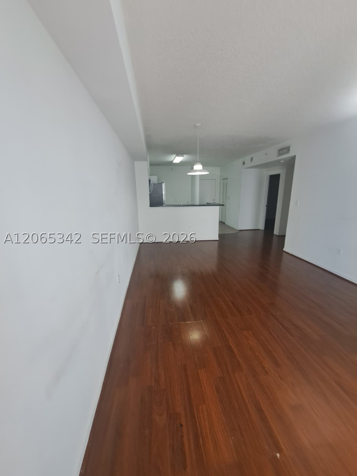 5091 NW 7th St #1007, Miami FL 33126