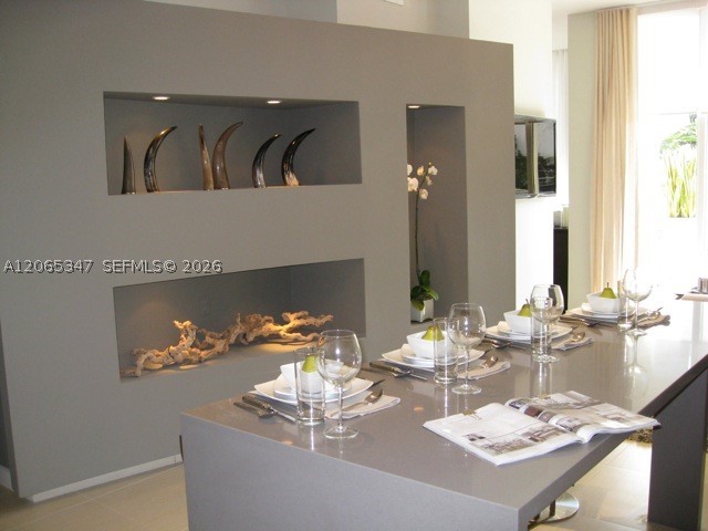 2100 Park Ave #208, Miami Beach FL 33139