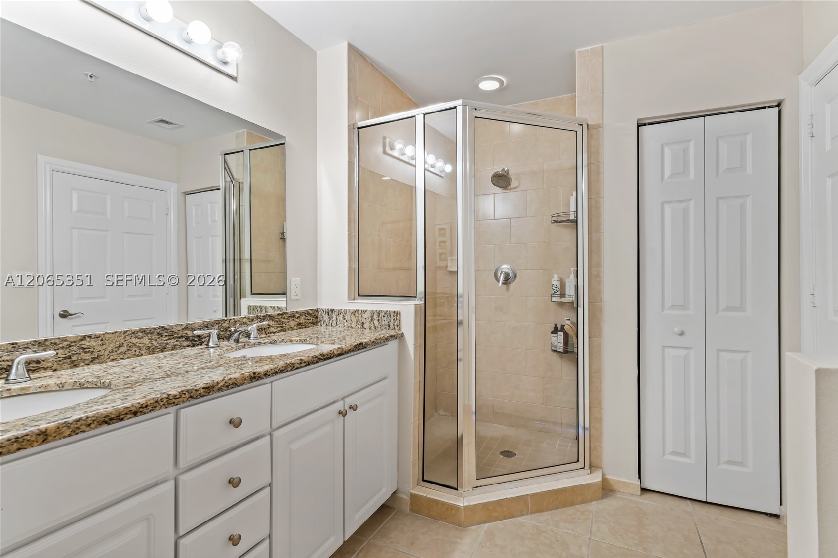 3001 NE 185th St #707, Aventura FL 33180