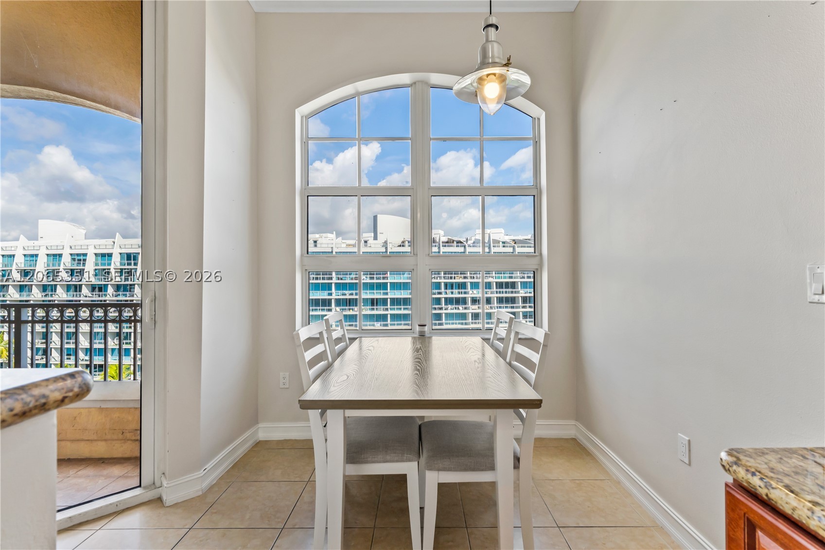 3001 NE 185th St #707, Aventura FL 33180