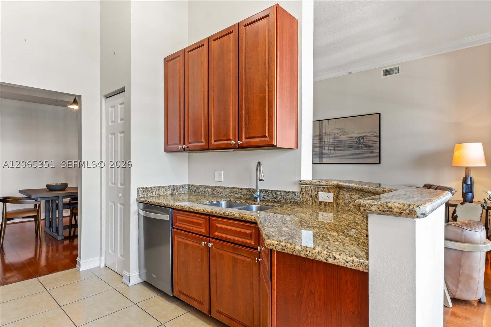 3001 NE 185th St #707, Aventura FL 33180