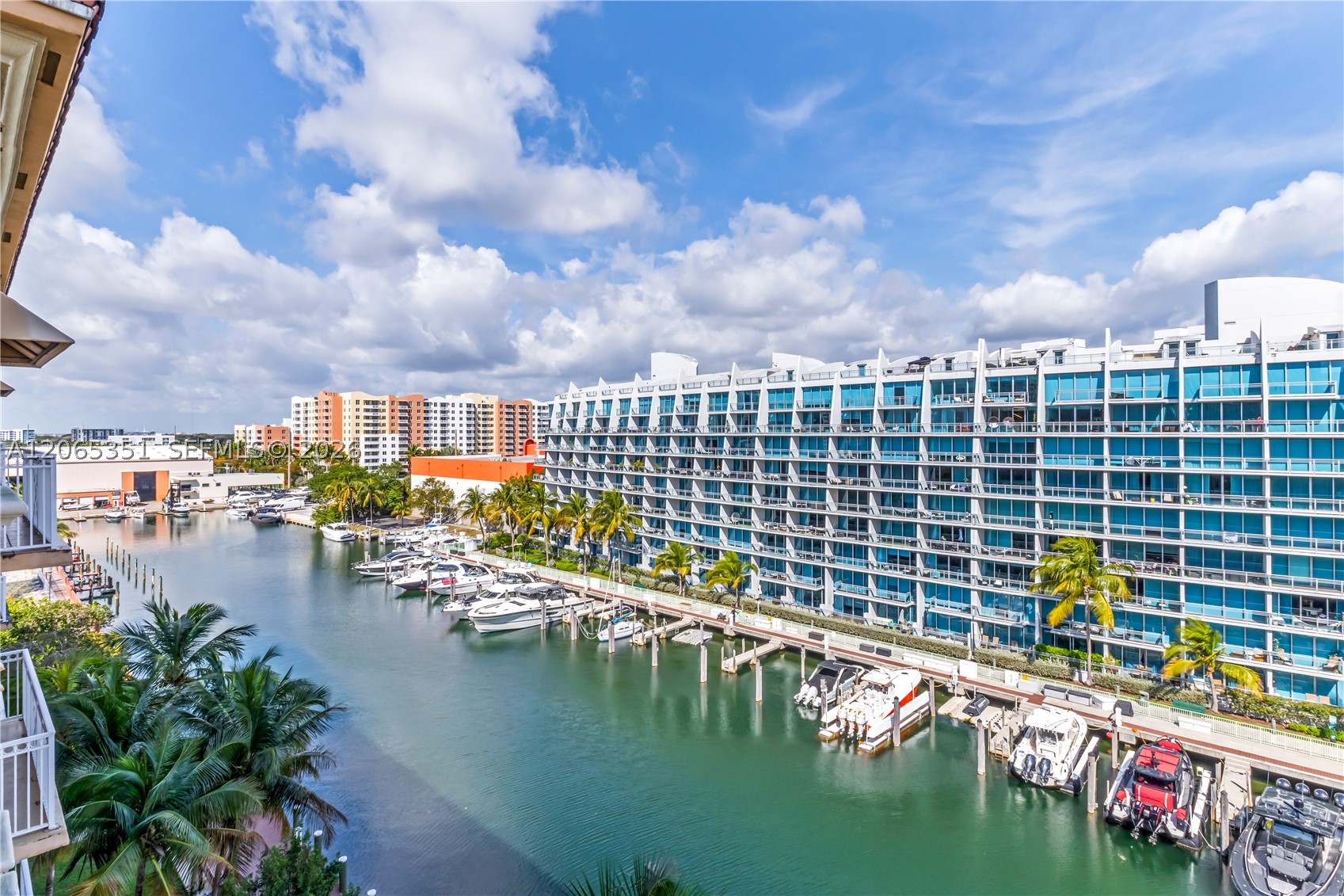 3001 NE 185th St #707, Aventura FL 33180