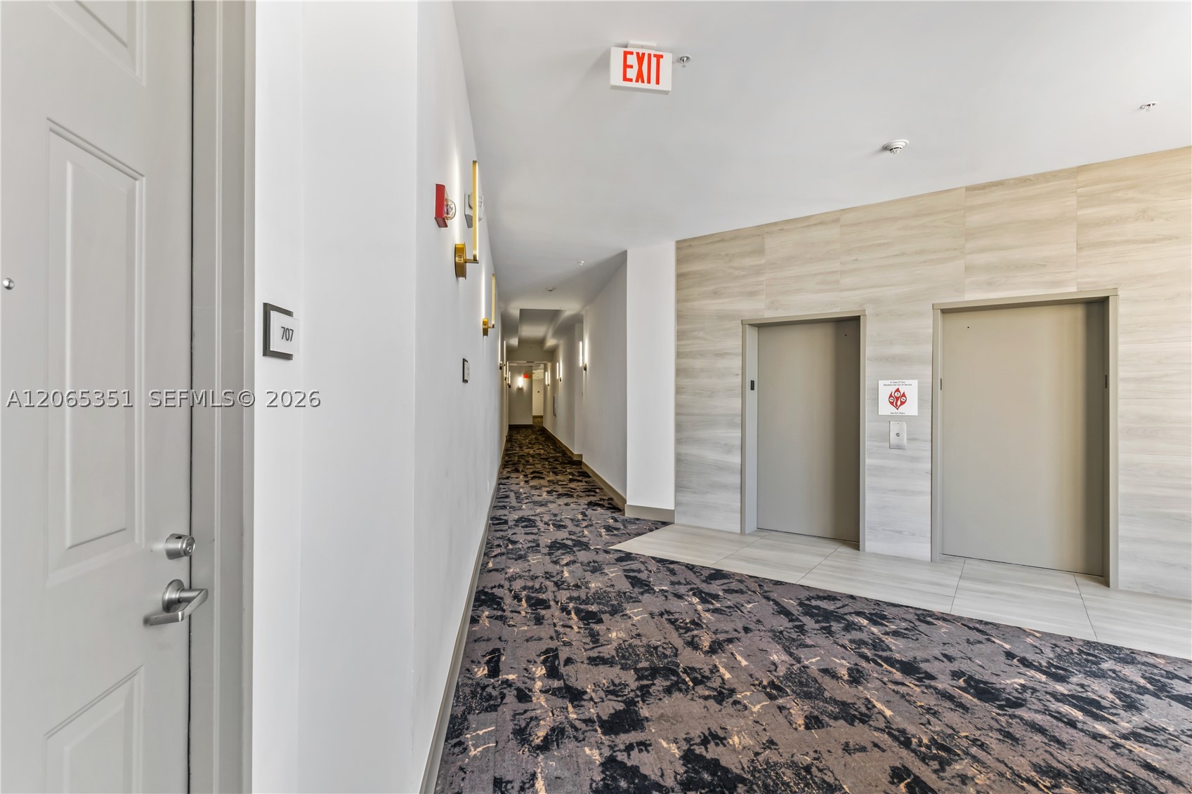 3001 NE 185th St #707, Aventura FL 33180