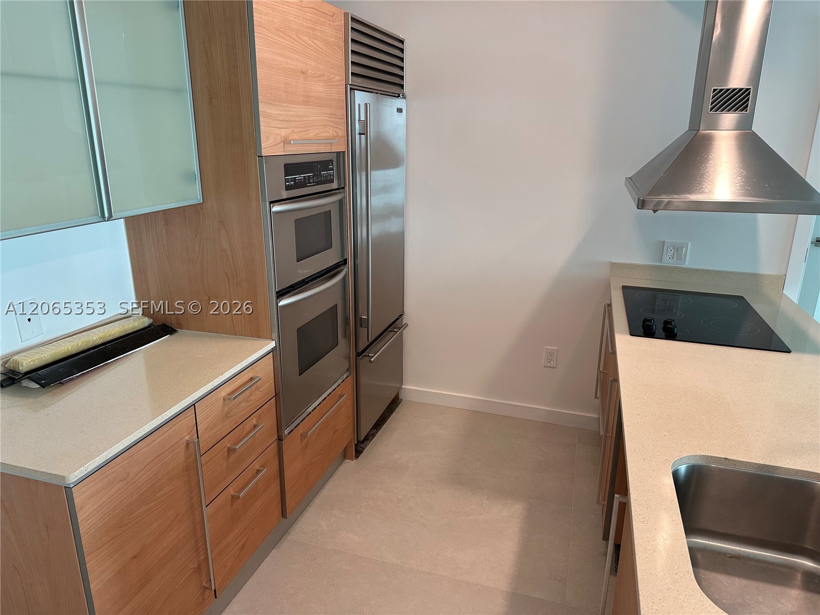 218 SE 14th St #1908, Miami FL 33131