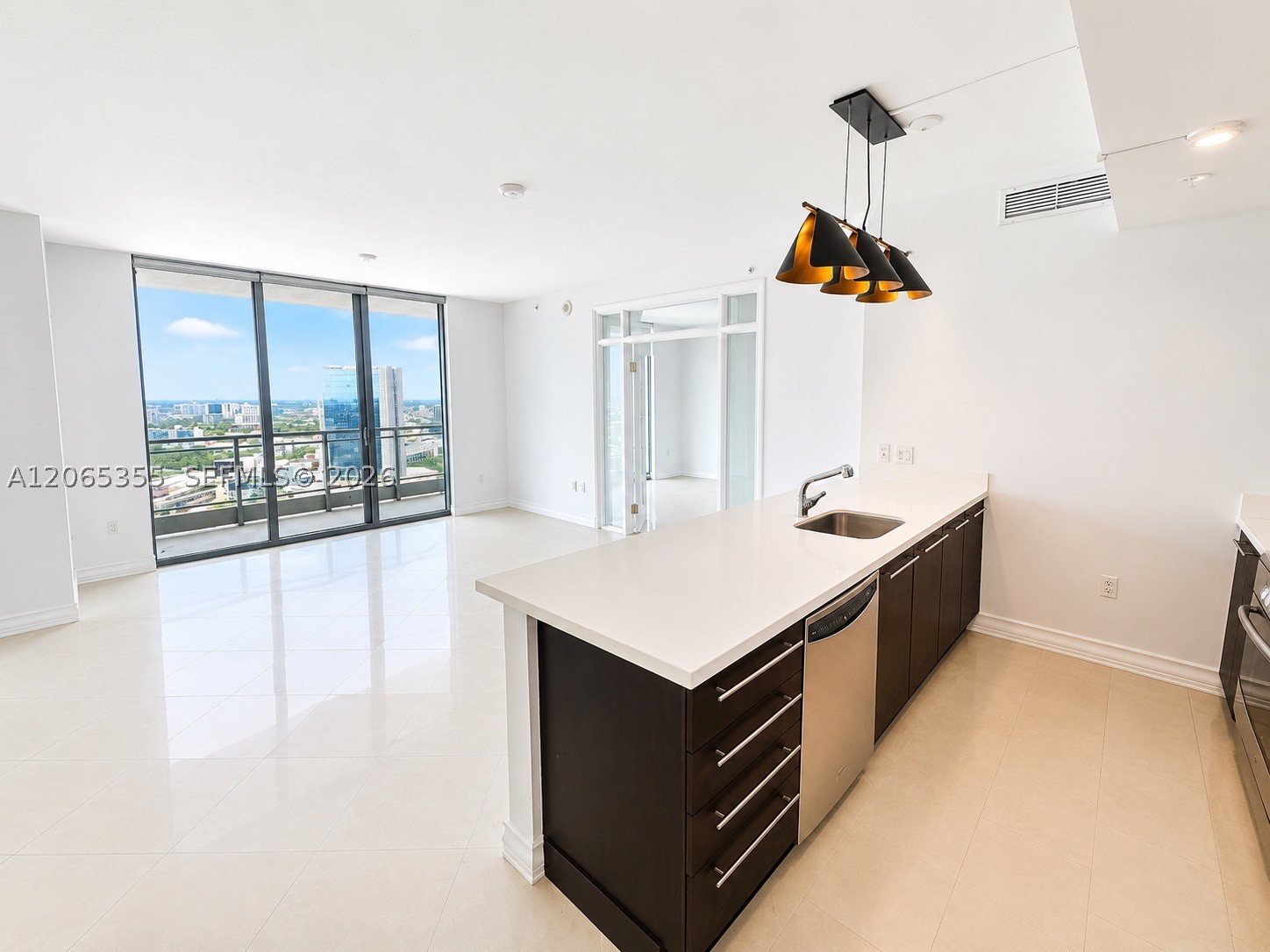 90 SW 3rd St #3106, Miami FL 33130