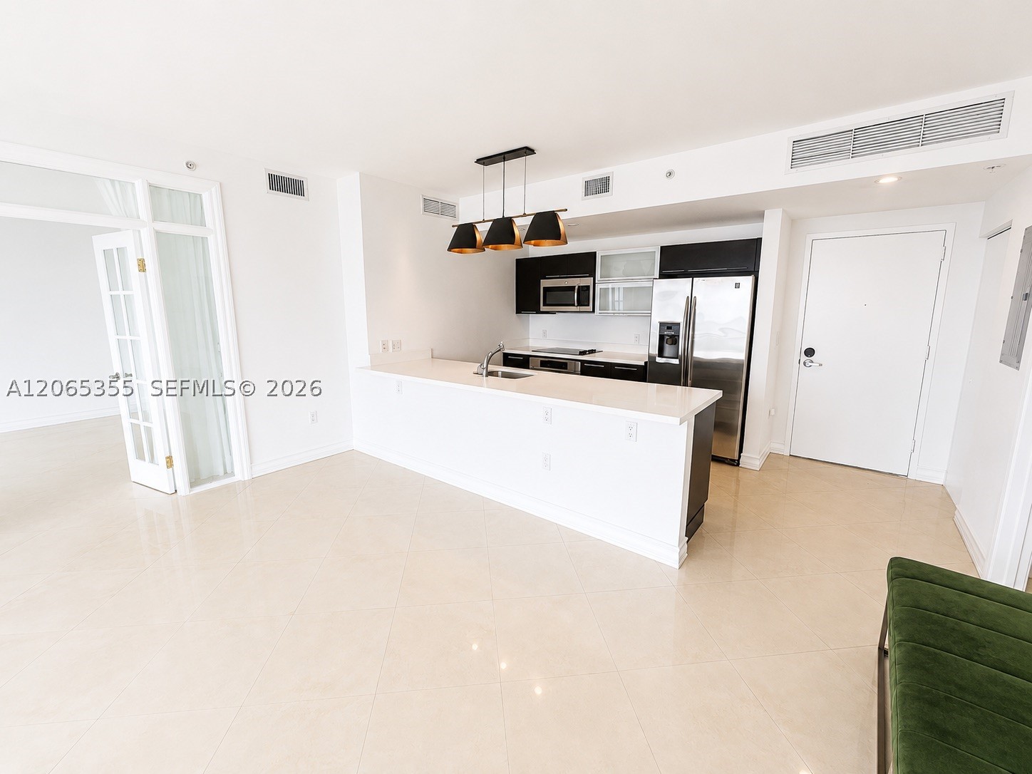90 SW 3rd St #3106, Miami FL 33130