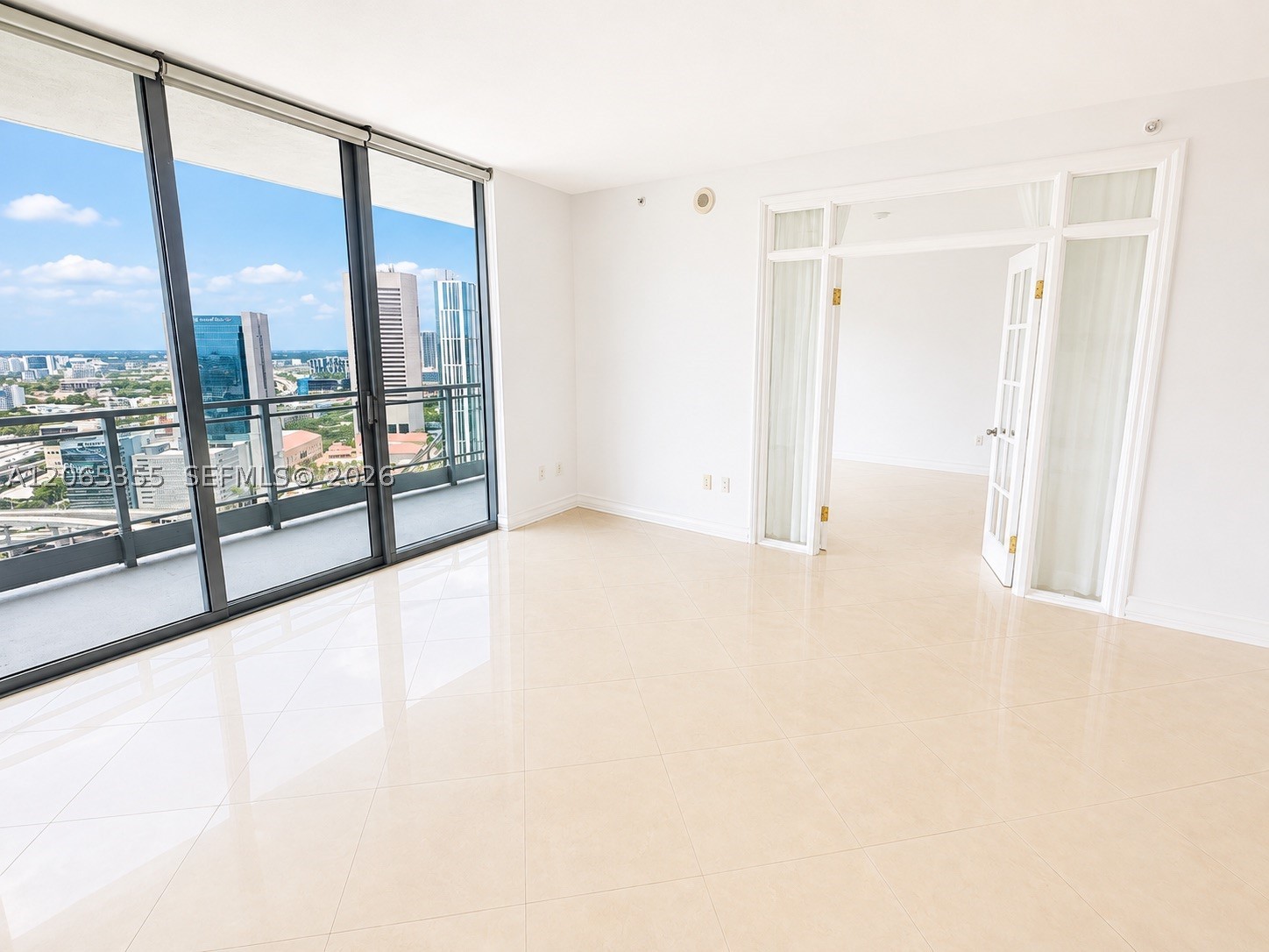 90 SW 3rd St #3106, Miami FL 33130