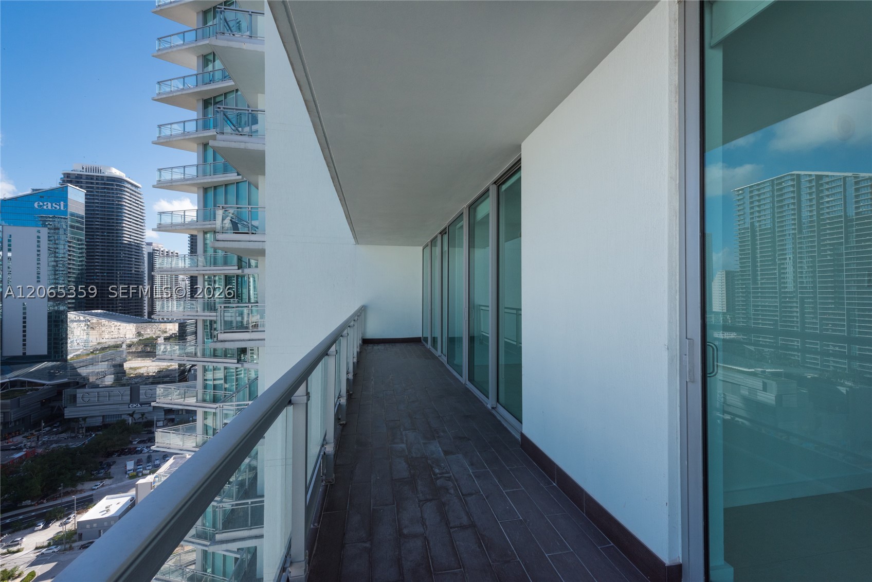 92 SW 3rd Street #2812, Miami FL 33130