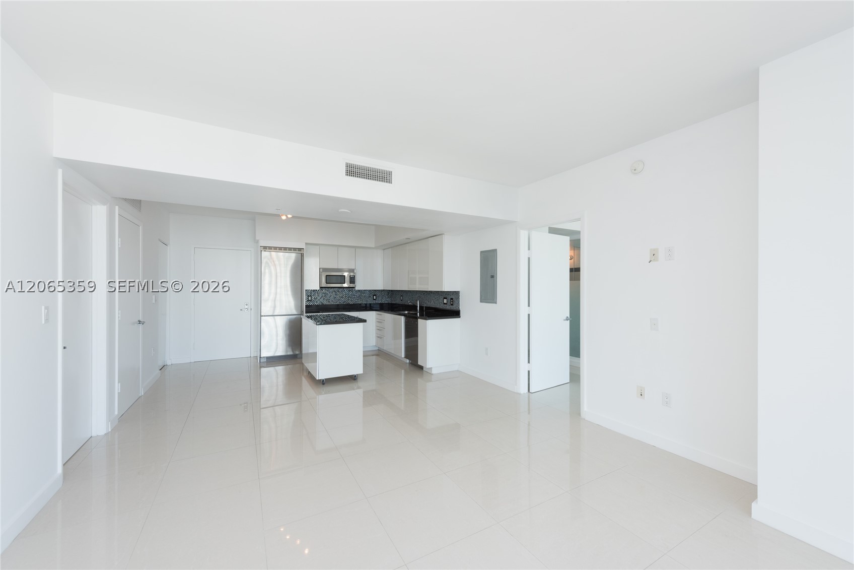 92 SW 3rd Street #2812, Miami FL 33130
