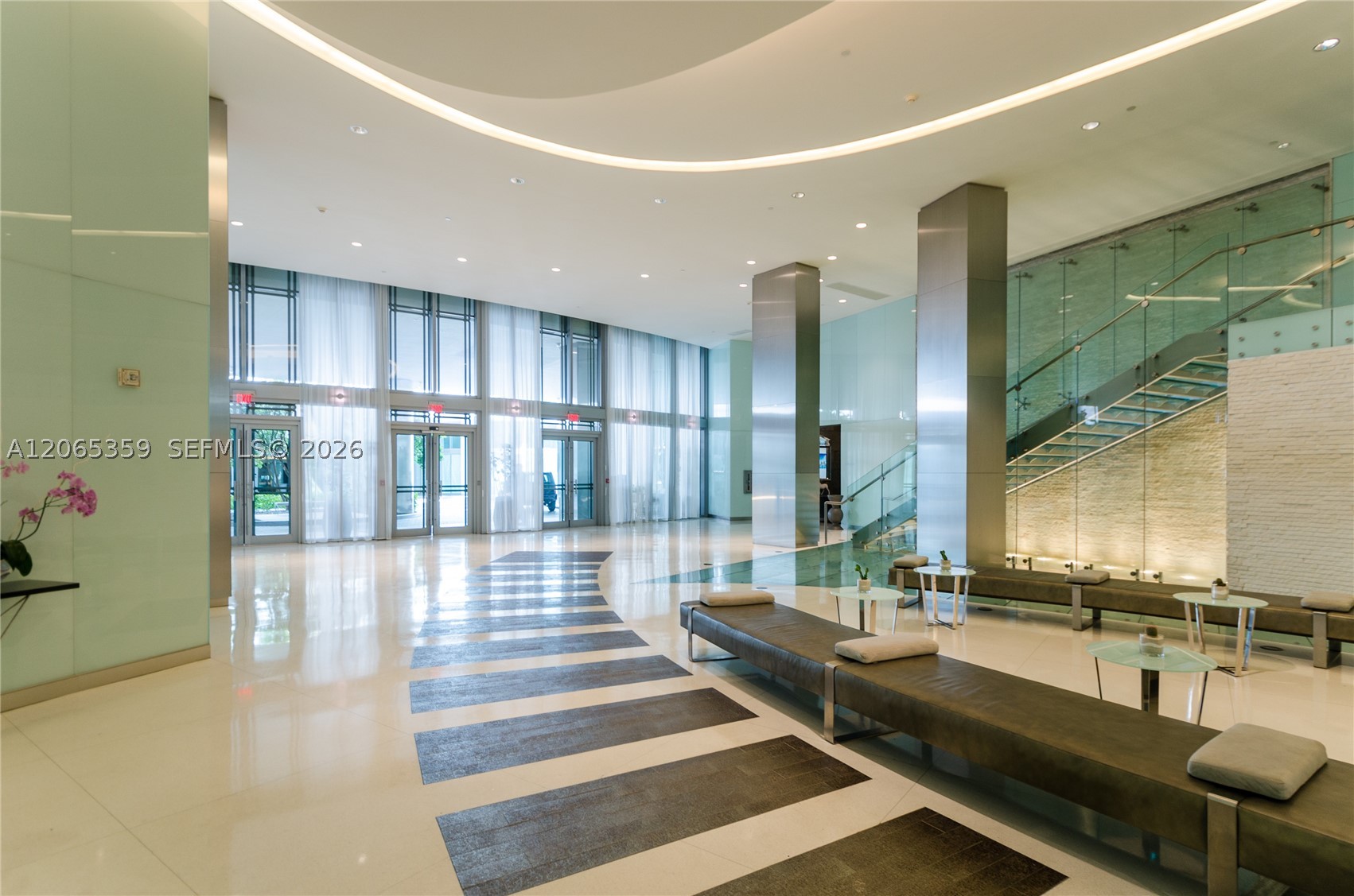 92 SW 3rd Street #2812, Miami FL 33130