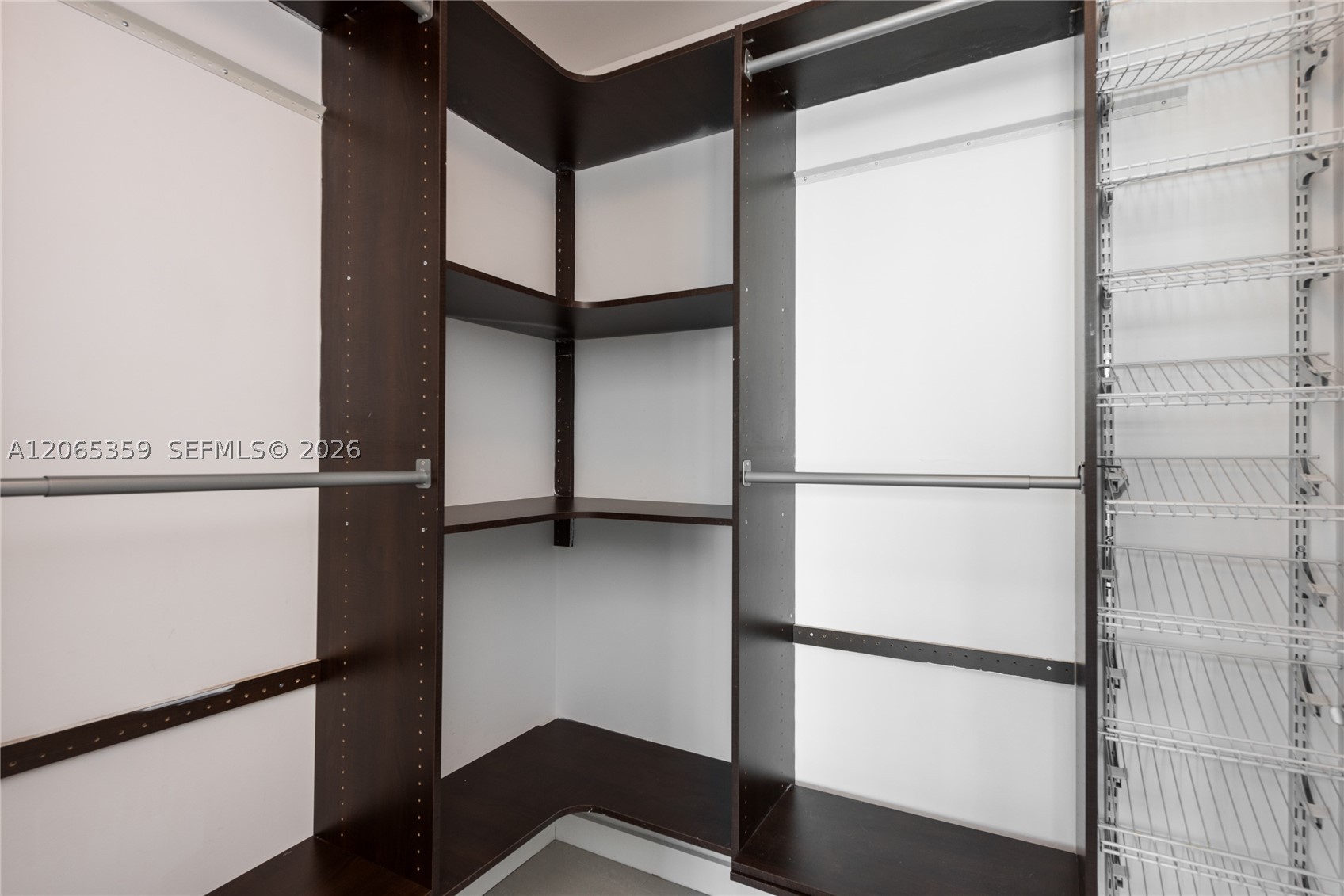 92 SW 3rd Street #2812, Miami FL 33130