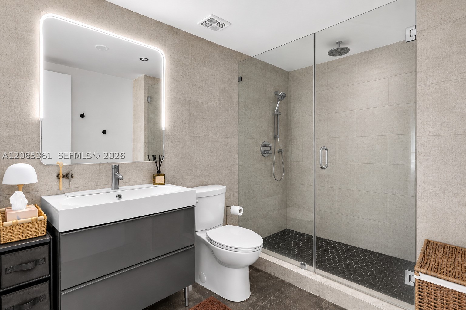 690 SW 1st Ct #2507, Miami FL 33130