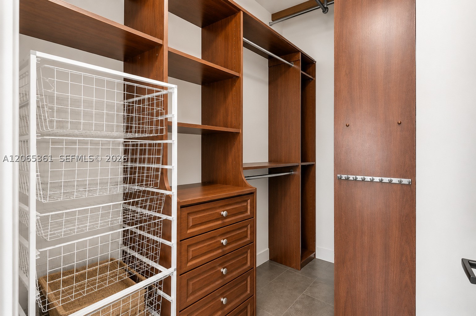 690 SW 1st Ct #2507, Miami FL 33130