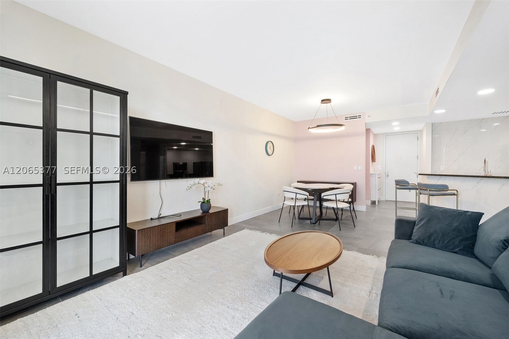 801 Brickell Key Blvd #1805, Miami FL 33131