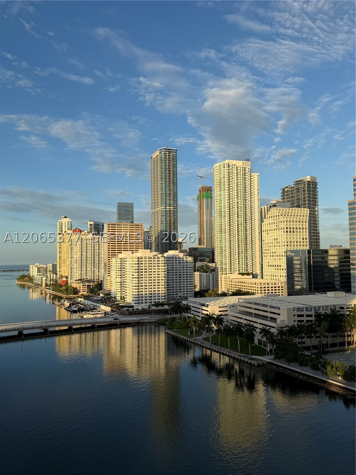 801 Brickell Key Blvd #1805, Miami FL 33131