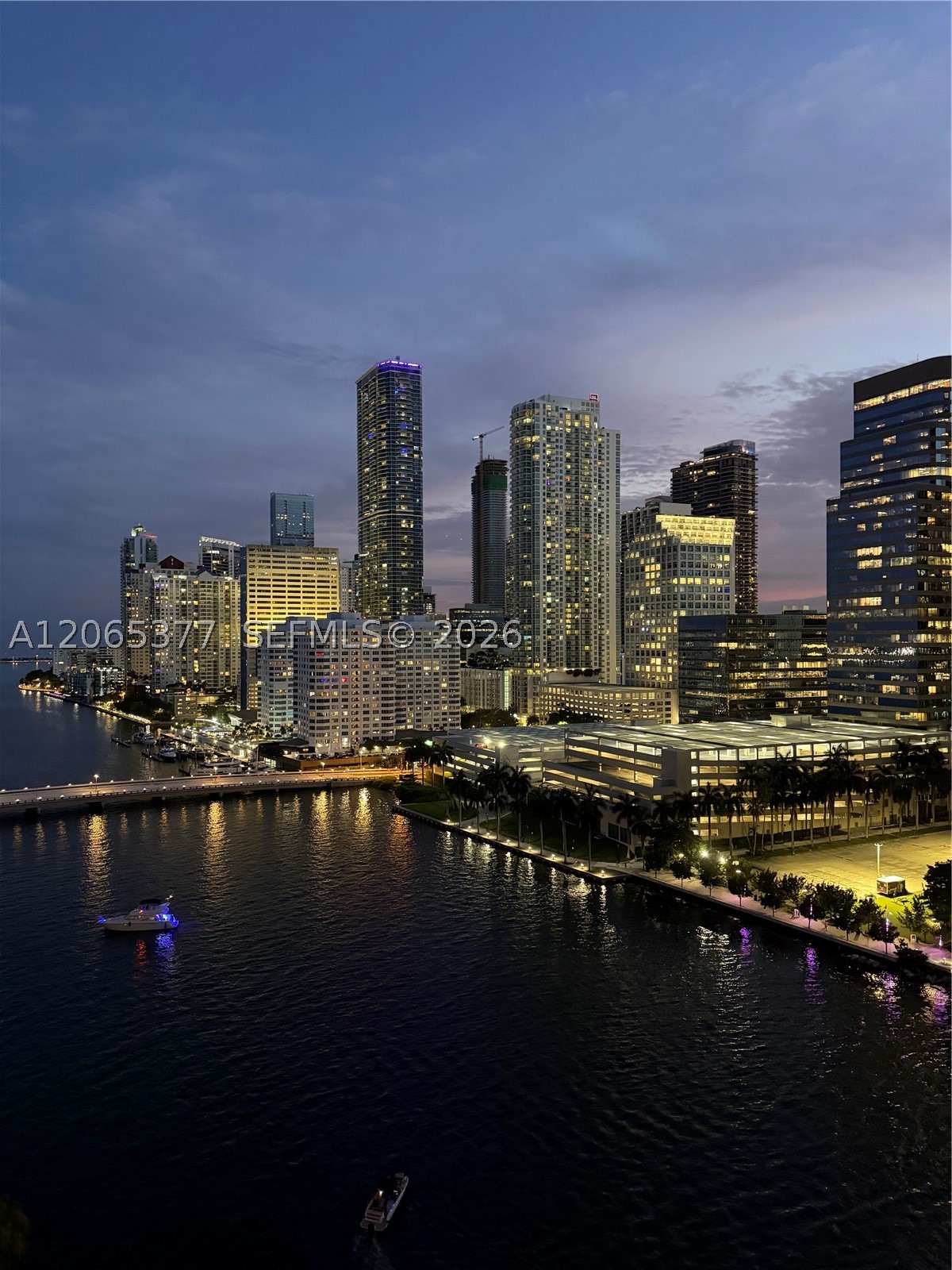 801 Brickell Key Blvd #1805, Miami FL 33131