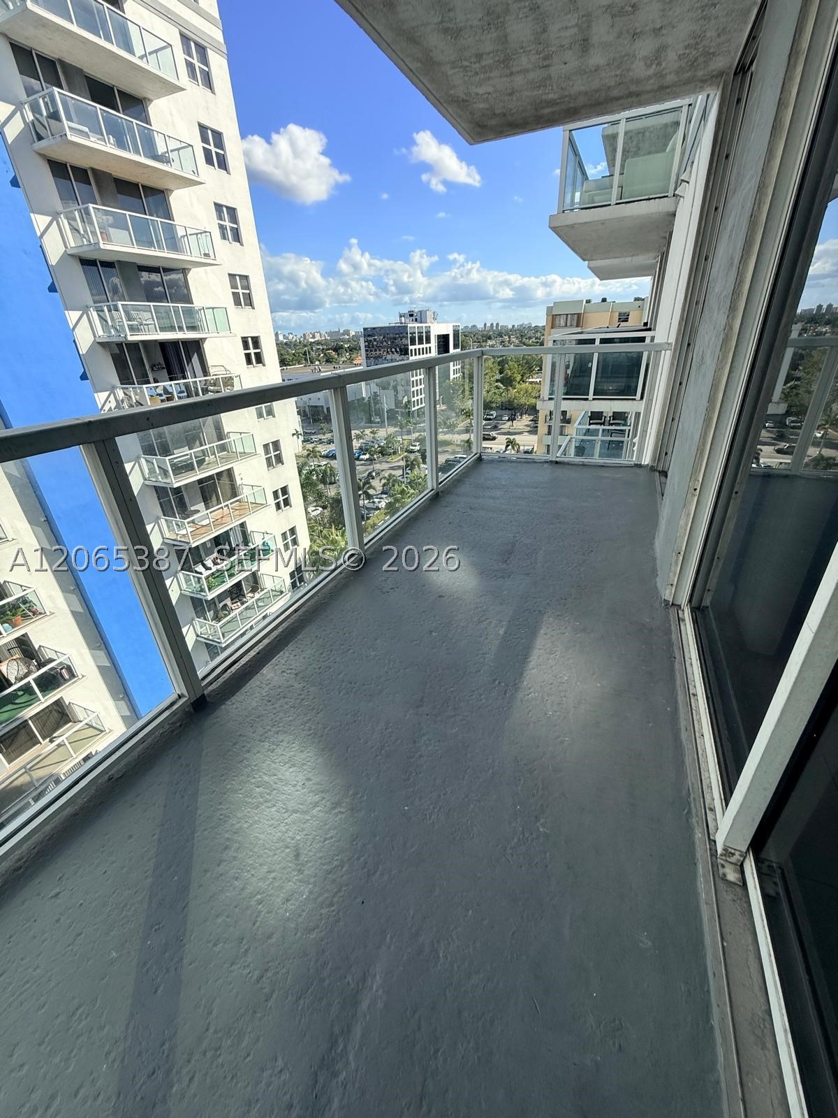 5091 NW 7th St #1009, Miami FL 33126