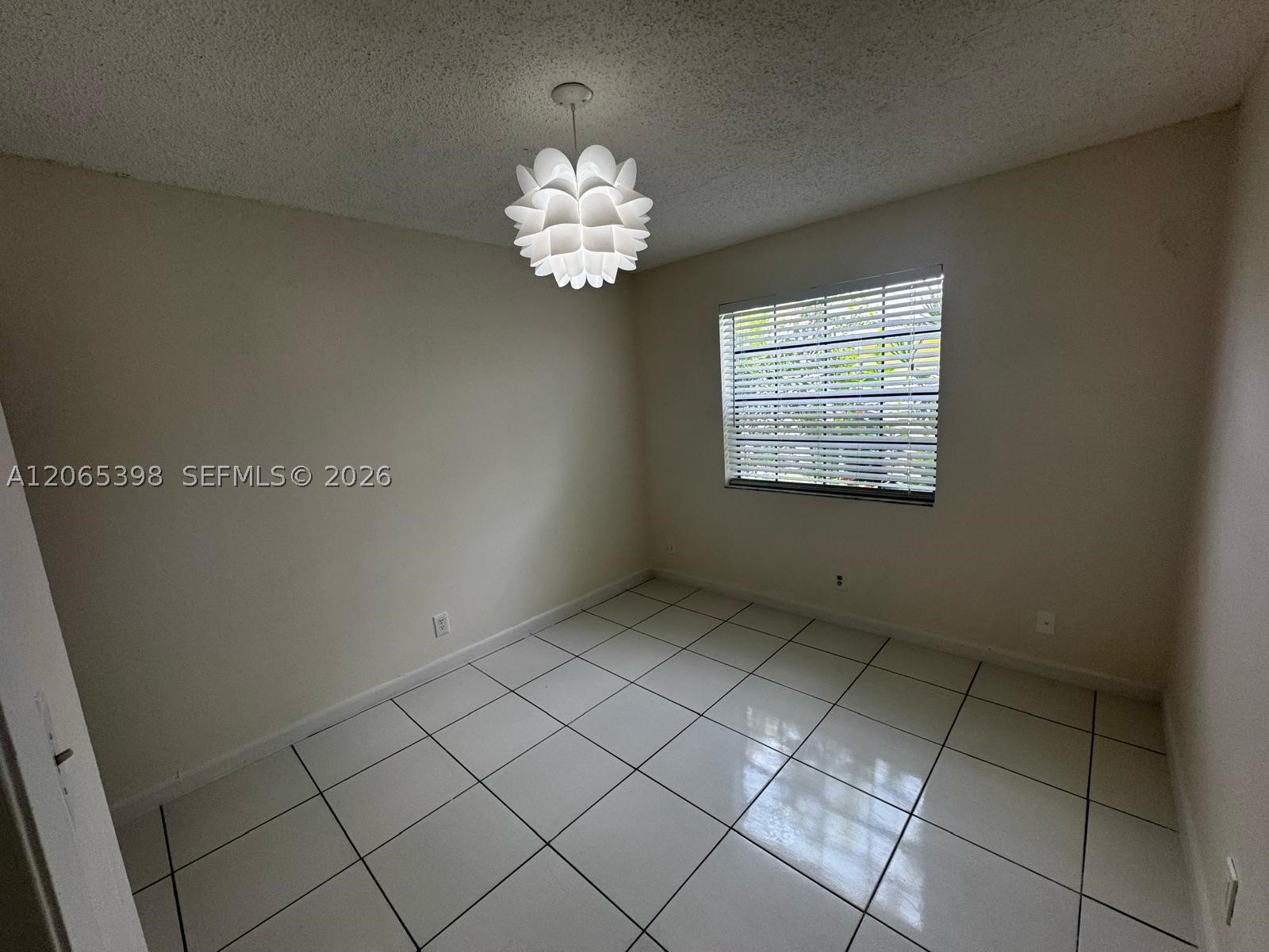8848 NW 76th Ct, Tamarac FL 33321