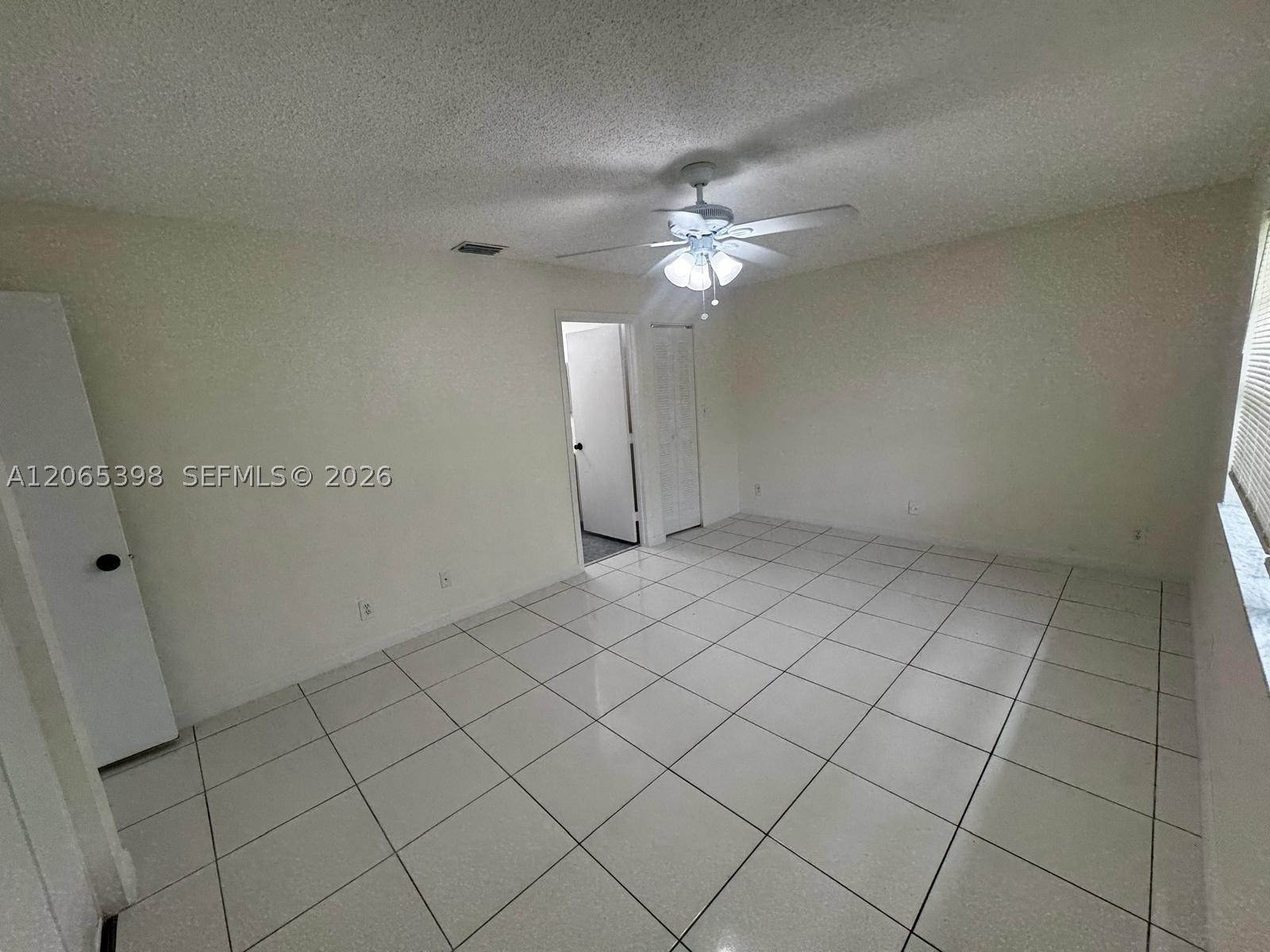 8848 NW 76th Ct, Tamarac FL 33321