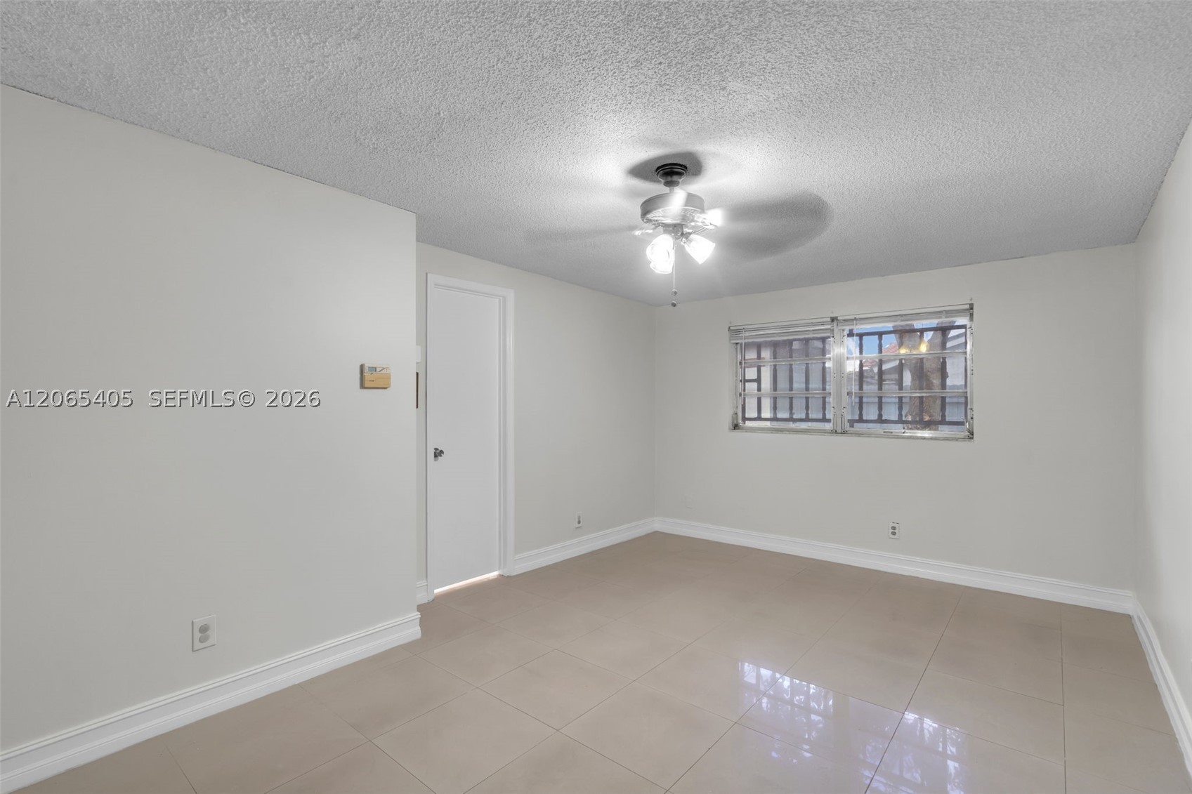 5560 W 6th Ave, Hialeah FL 33012