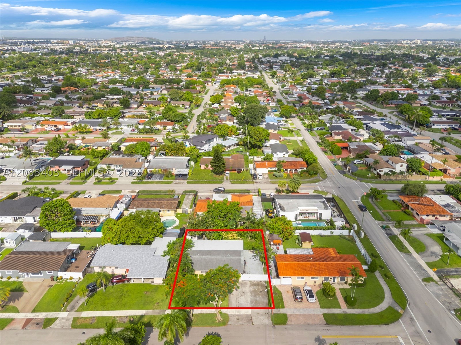 5560 W 6th Ave, Hialeah FL 33012