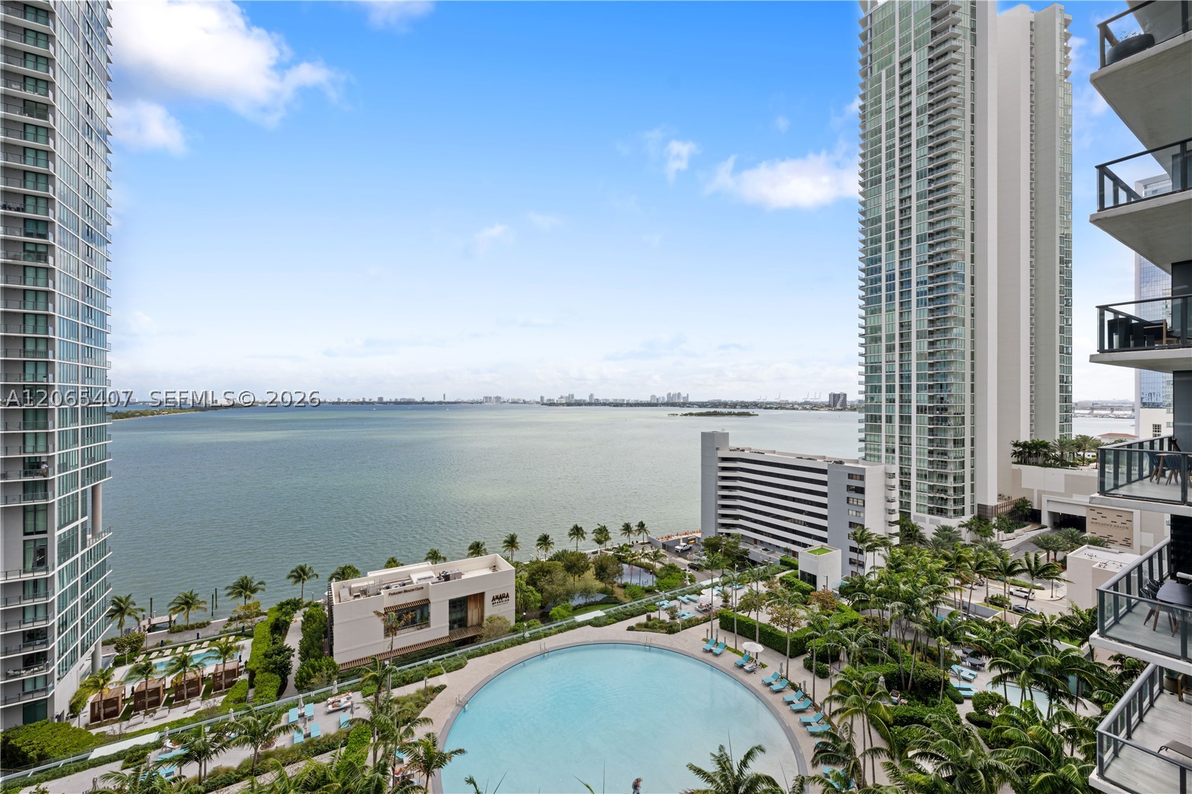 650 NE 32nd St #1501, Miami FL 33137