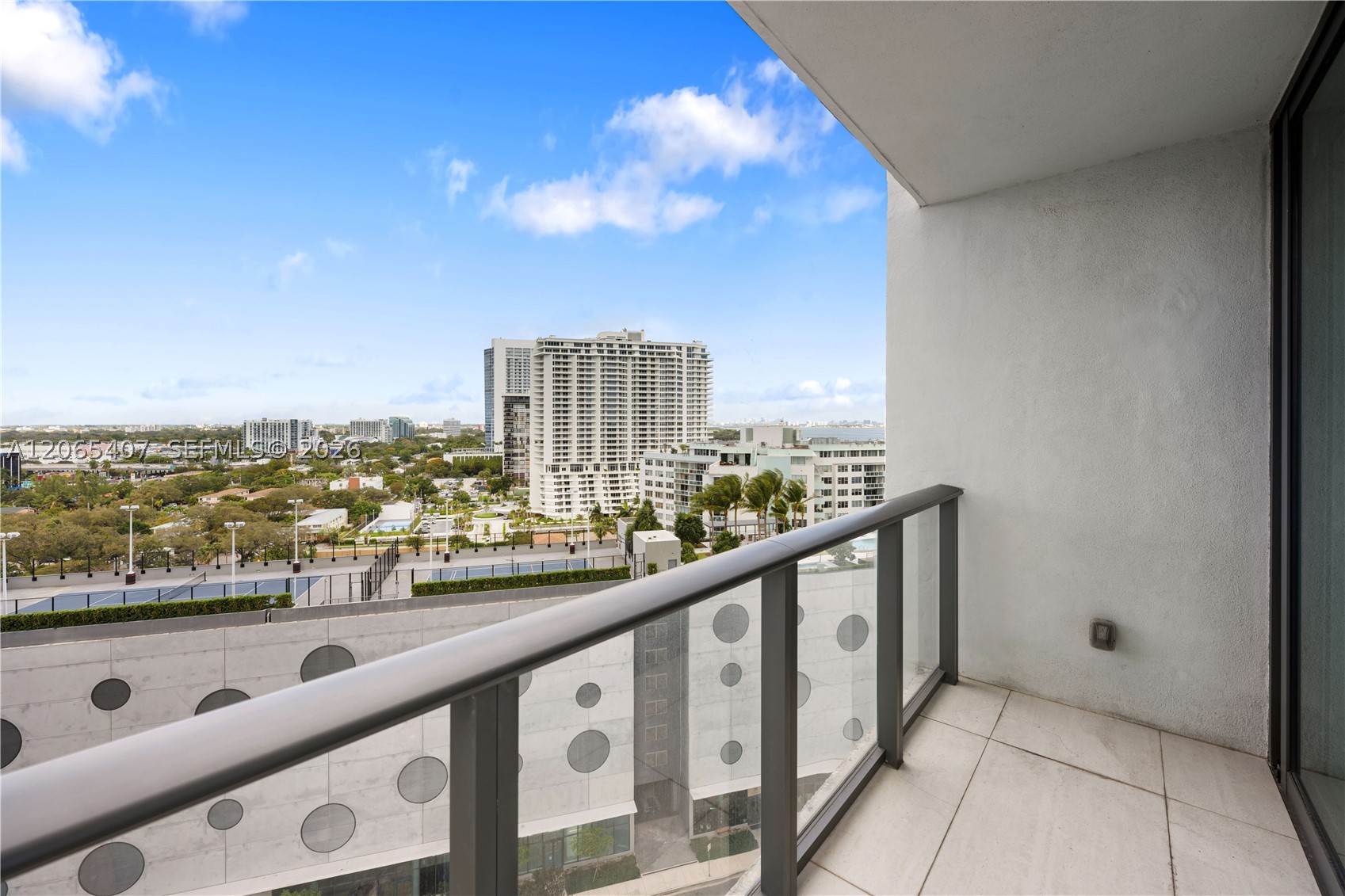 650 NE 32nd St #1501, Miami FL 33137