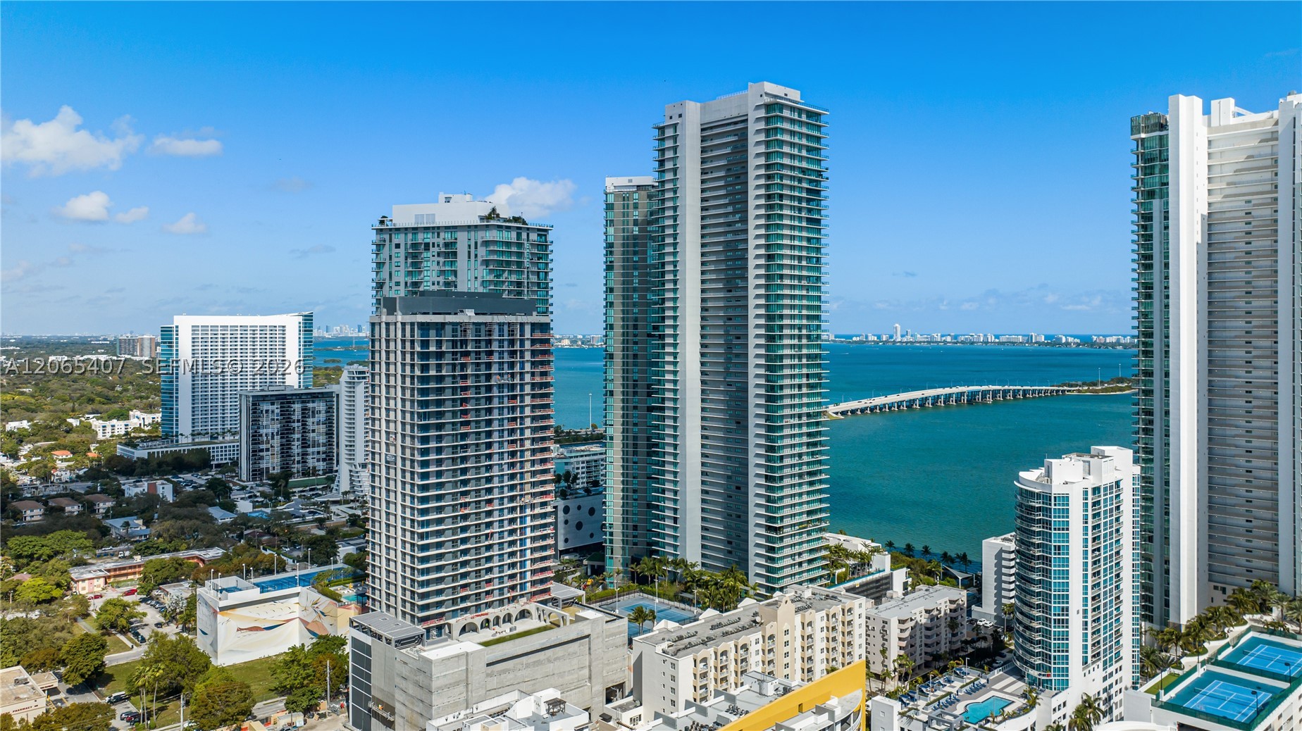 650 NE 32nd St #1501, Miami FL 33137