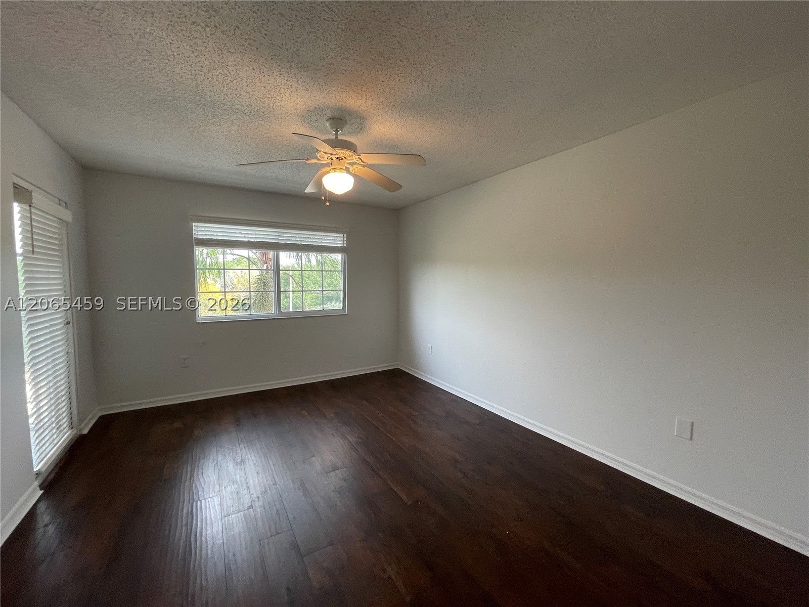 5025 Wiles Rd #303, Coconut Creek FL 33073