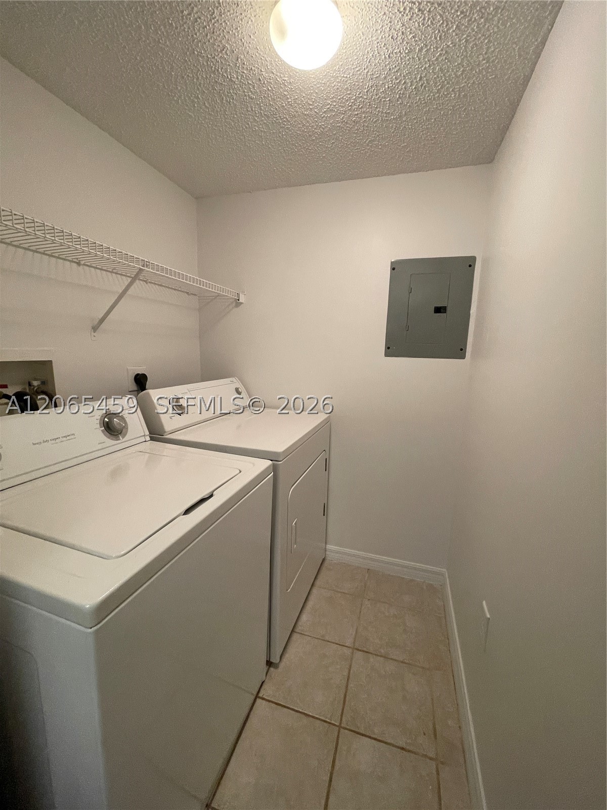 5025 Wiles Rd #303, Coconut Creek FL 33073