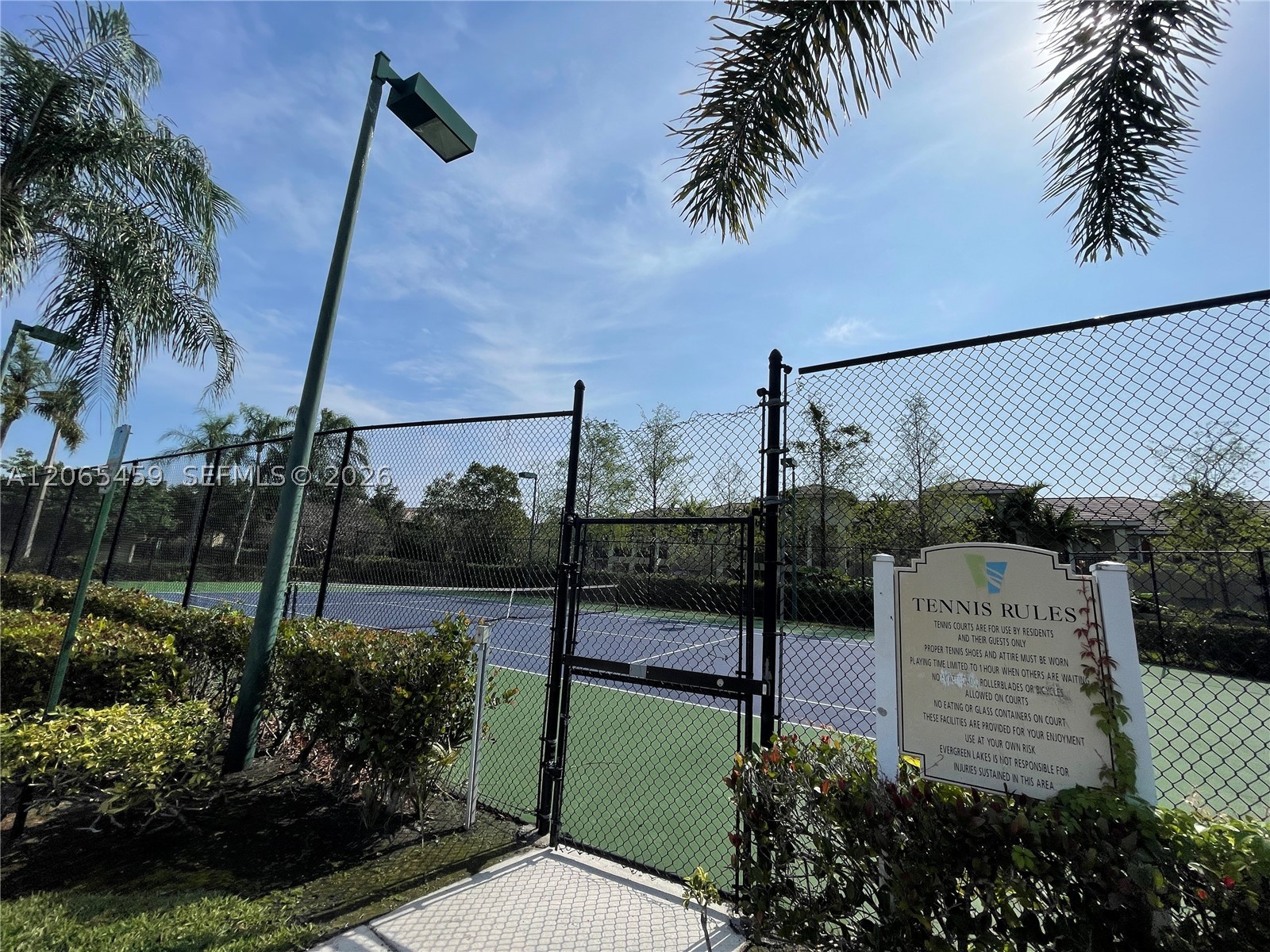 5025 Wiles Rd #303, Coconut Creek FL 33073
