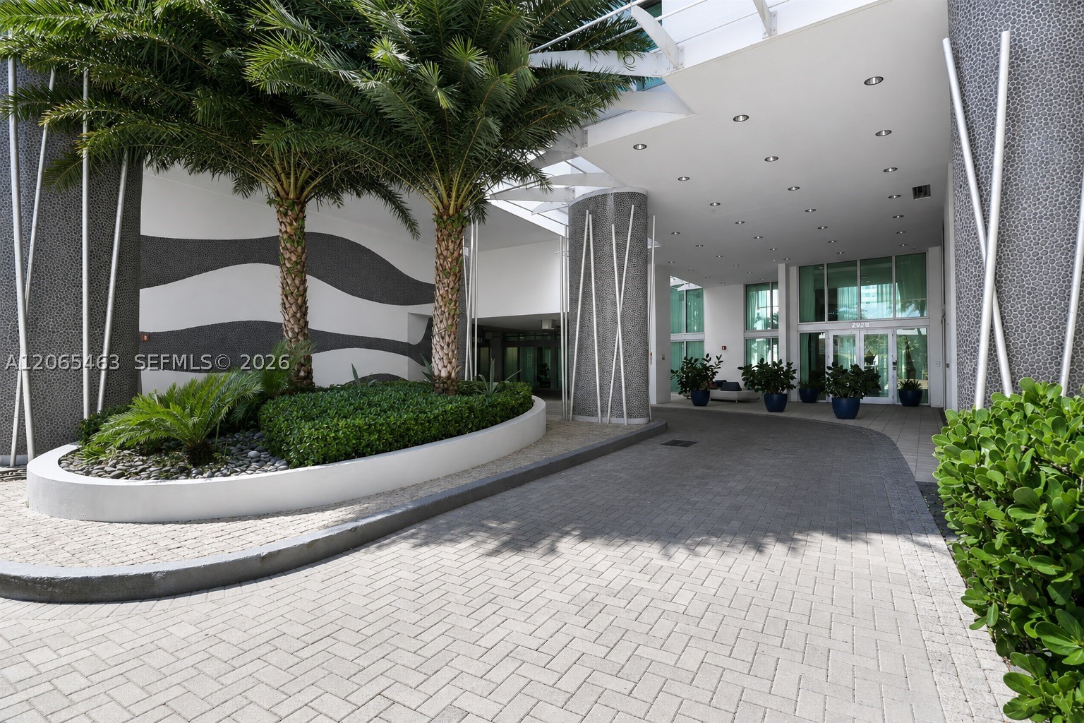 7930 East Dr #1007, North Bay Village FL 33141