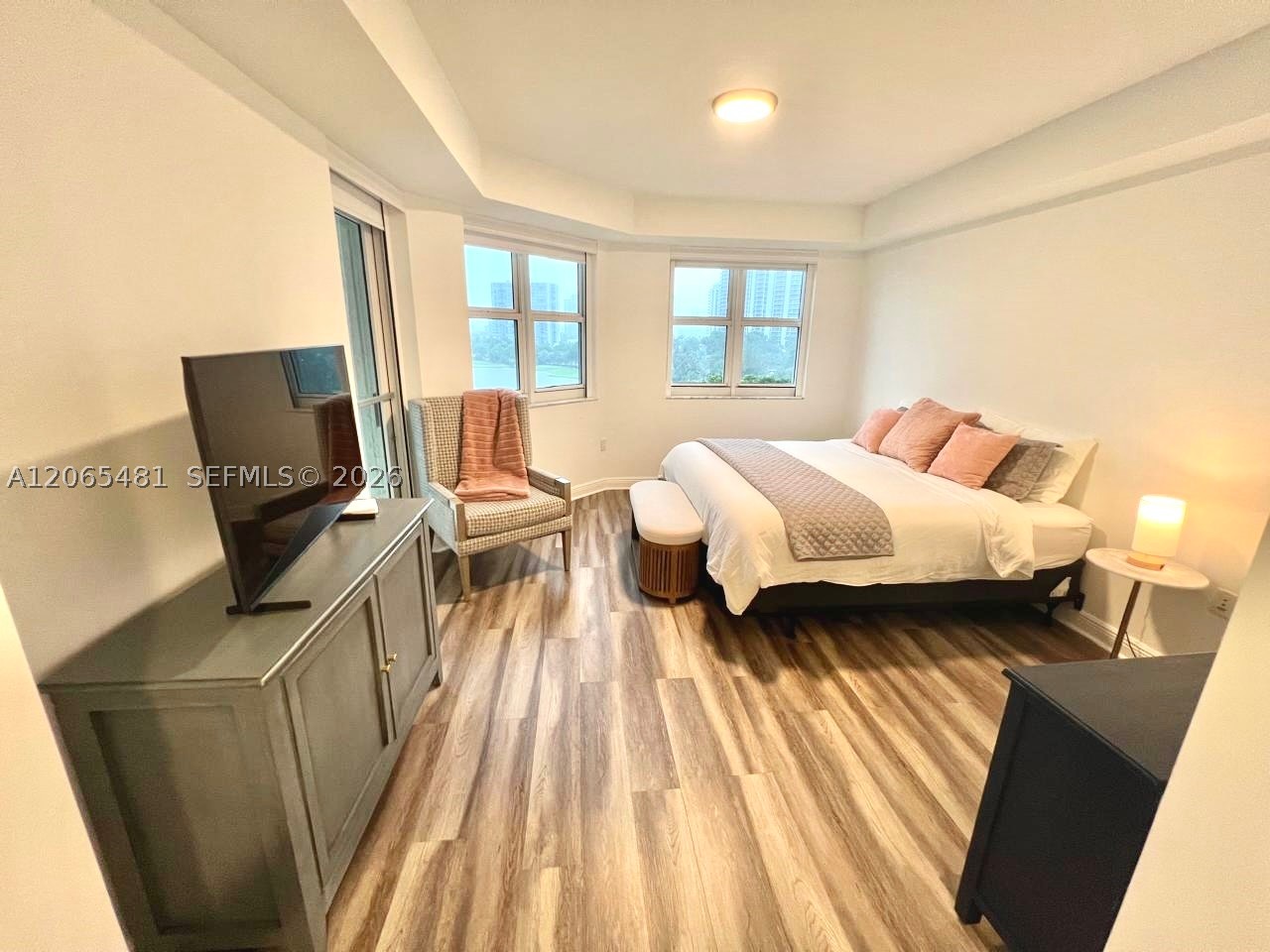 20000 E Country Club Dr #612, Aventura FL 33180