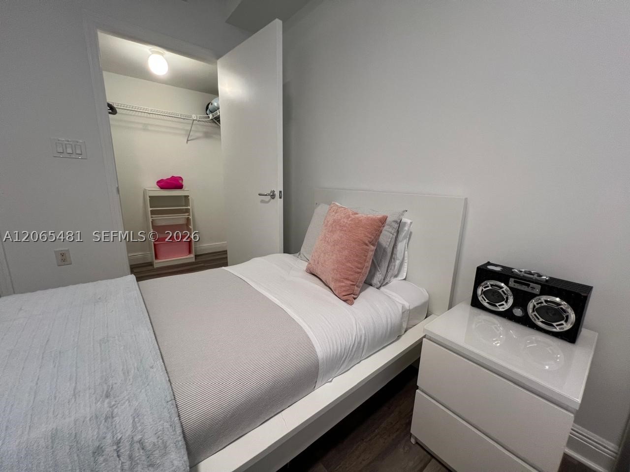 20000 E Country Club Dr #612, Aventura FL 33180