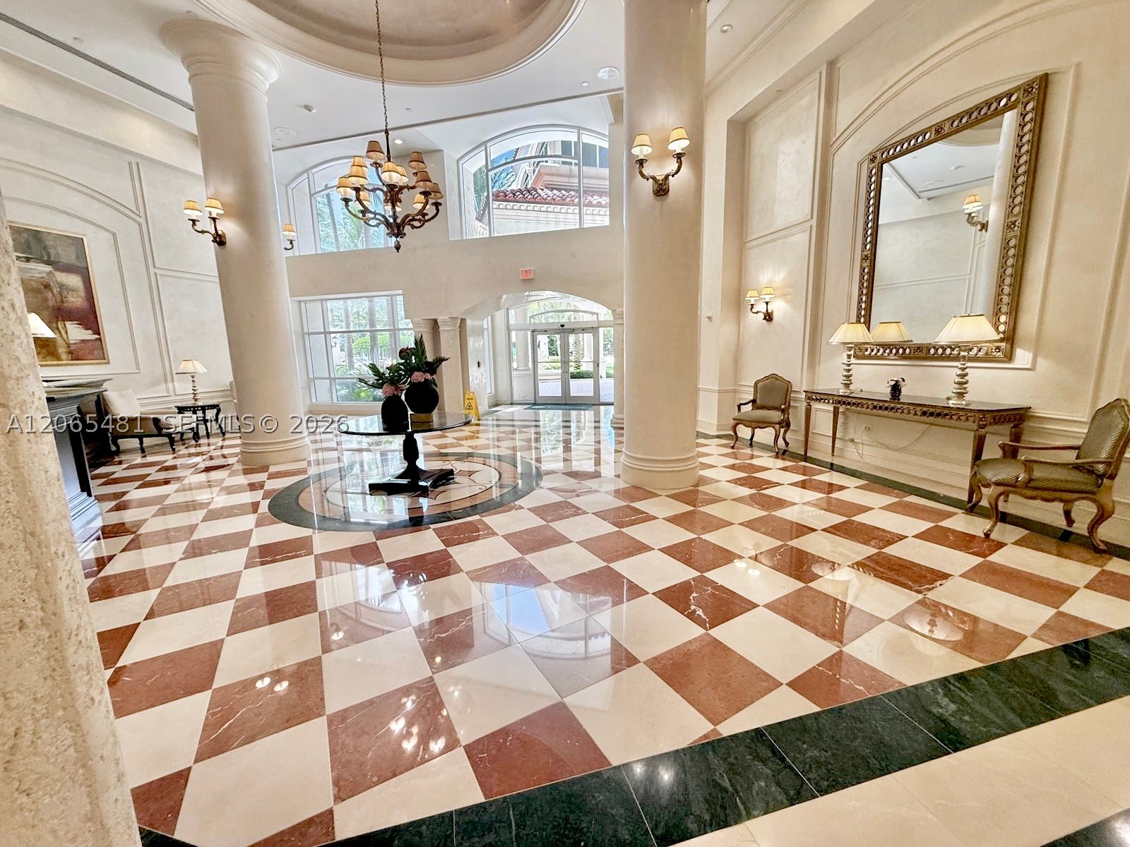 20000 E Country Club Dr #612, Aventura FL 33180