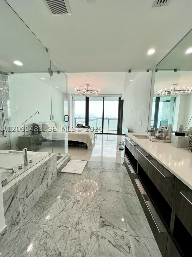 3131 NE 7th Ave #3003, Miami FL 33137