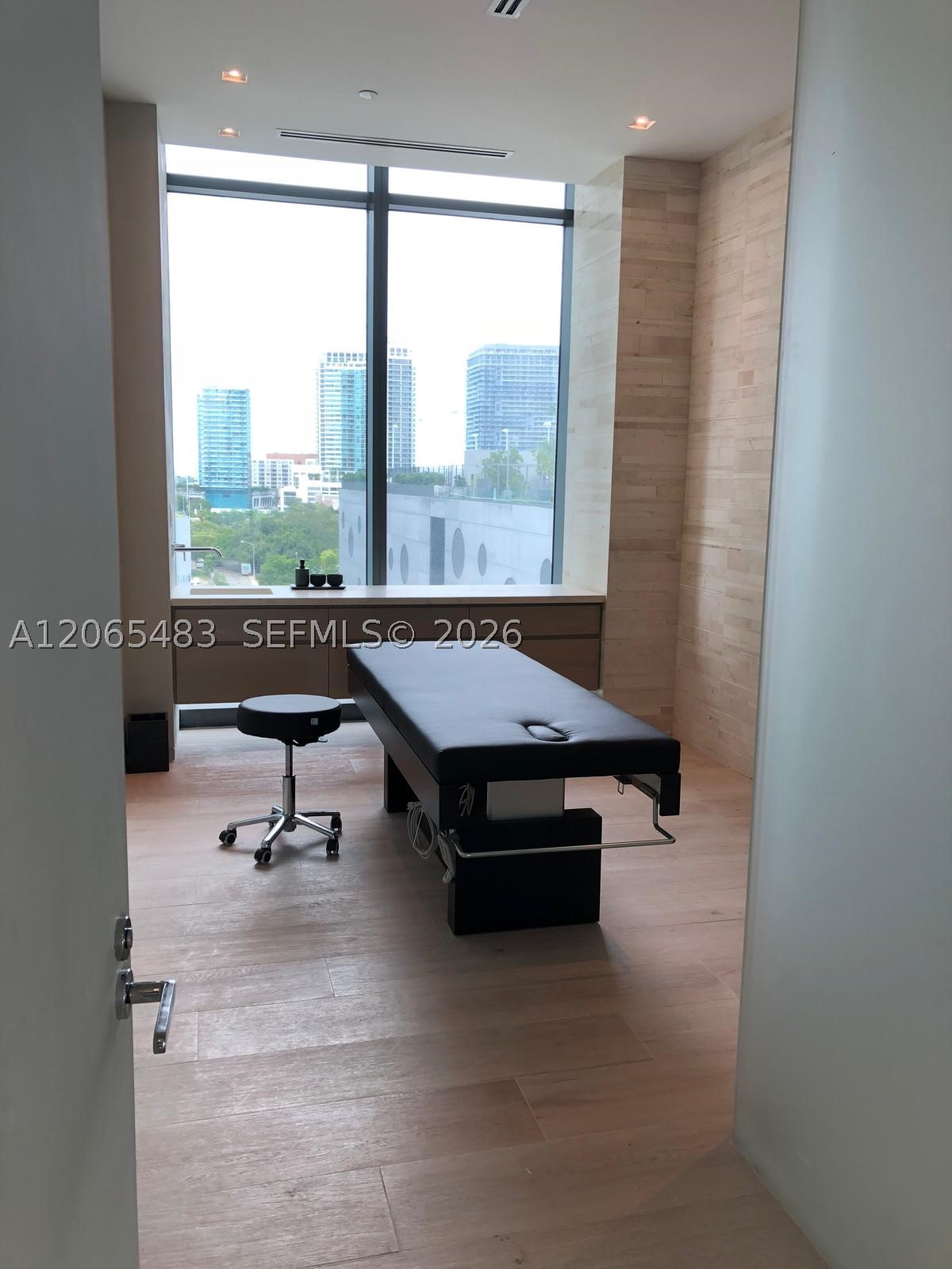 3131 NE 7th Ave #3003, Miami FL 33137